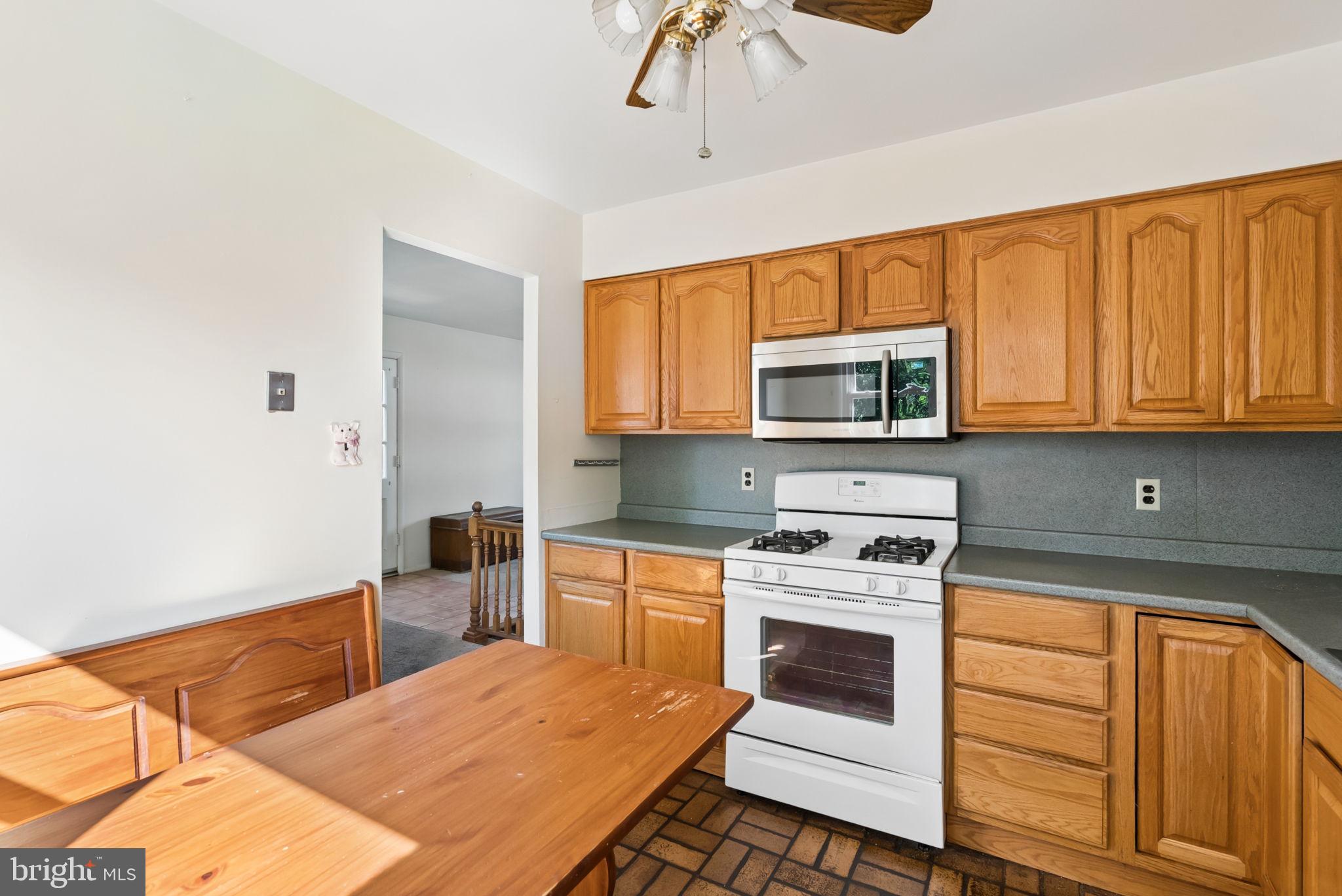 BRIGHT OAKS - Residential
