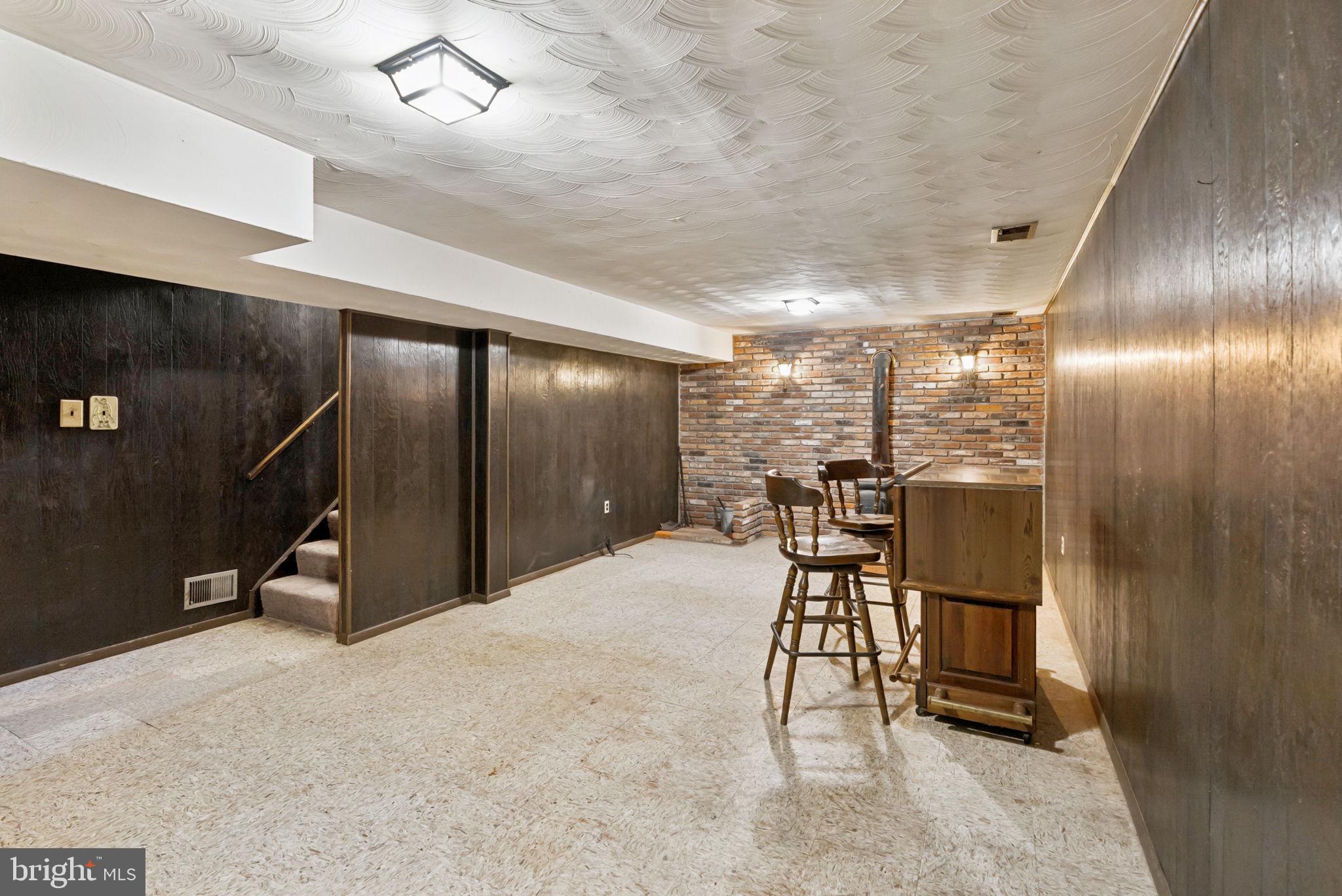 BRIGHT OAKS - Residential