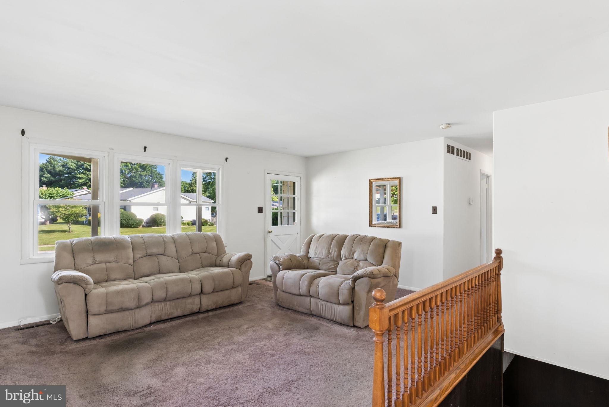 BRIGHT OAKS - Residential