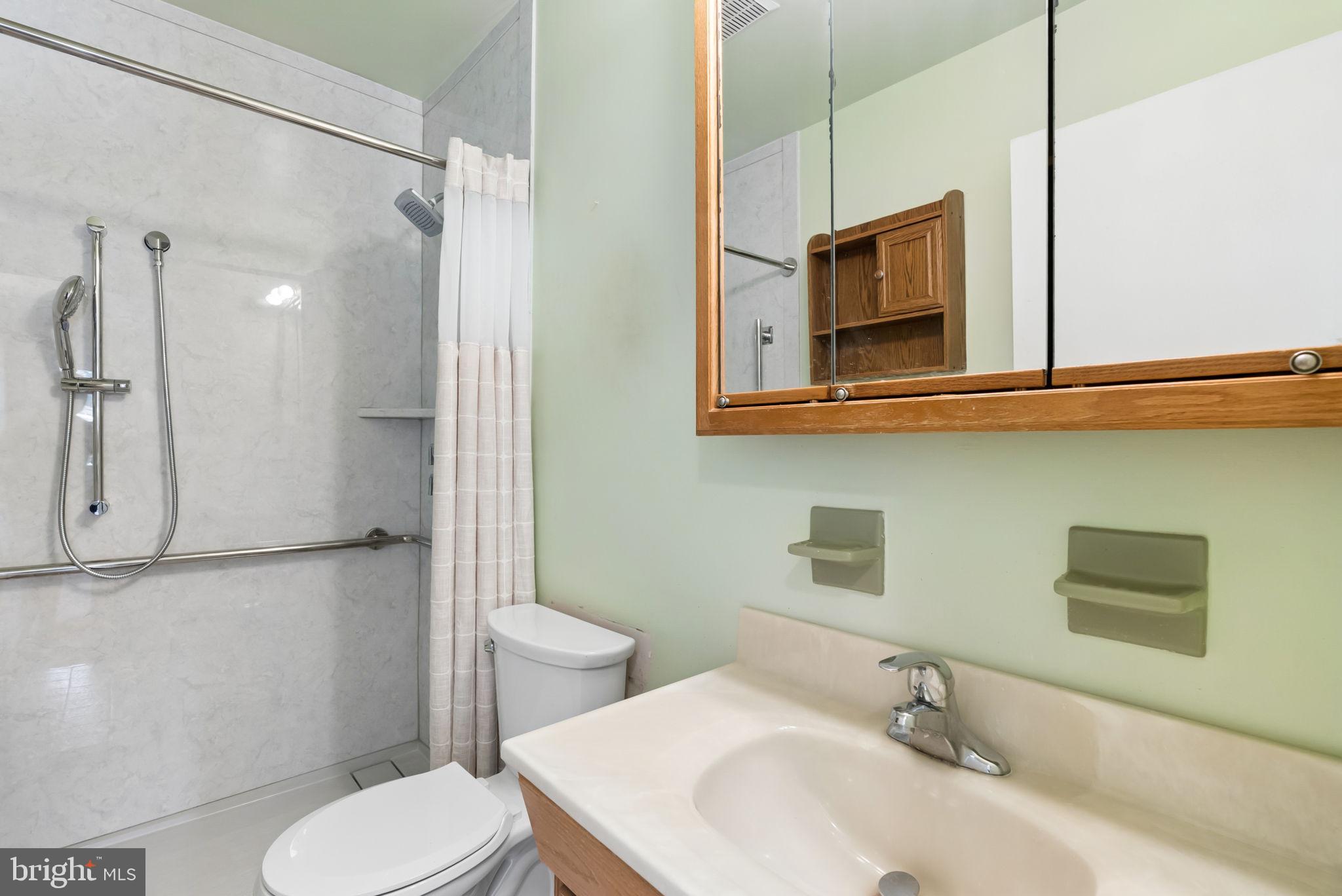 BRIGHT OAKS - Residential