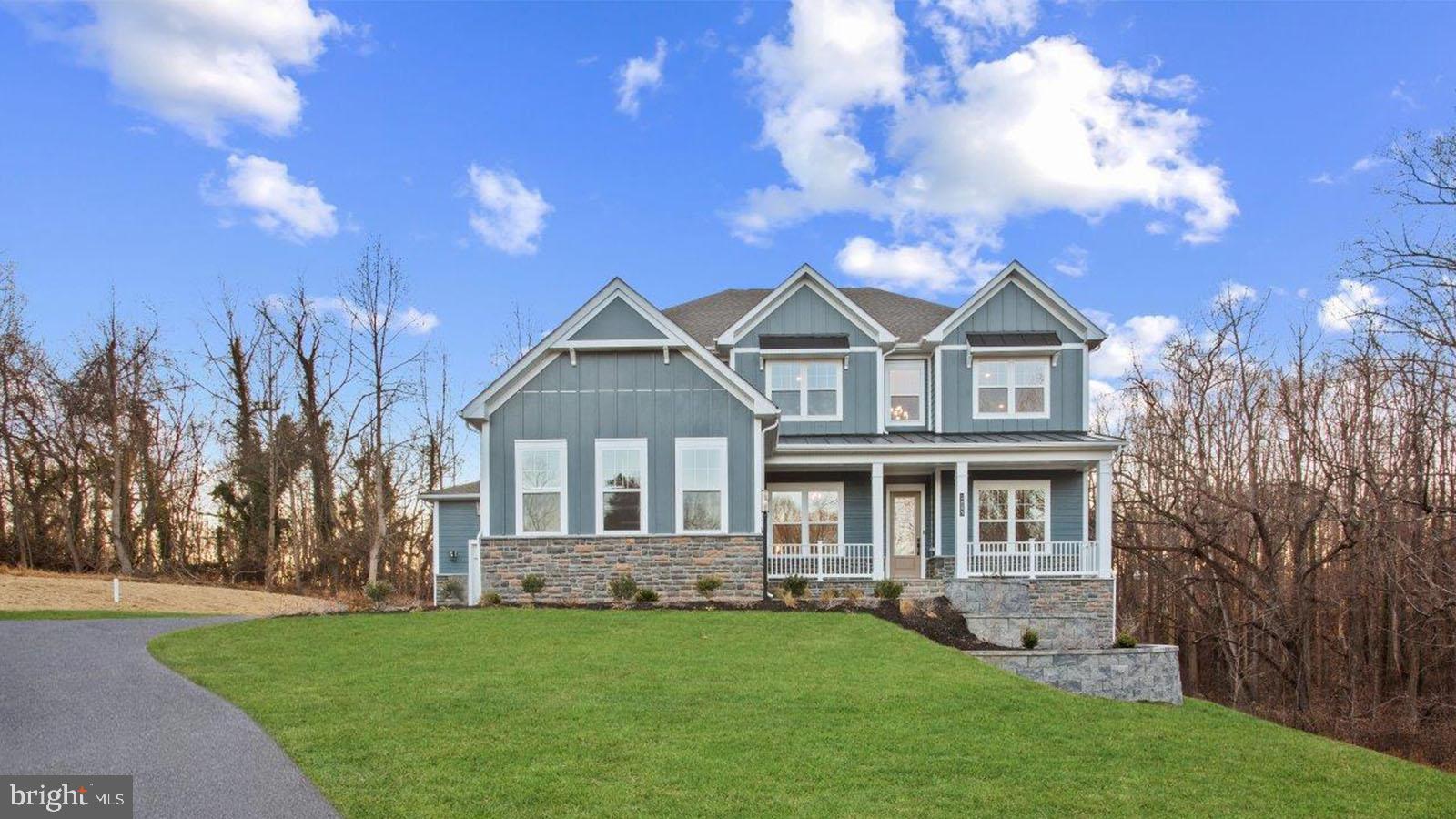 STILLVIEW ACRES - Residential