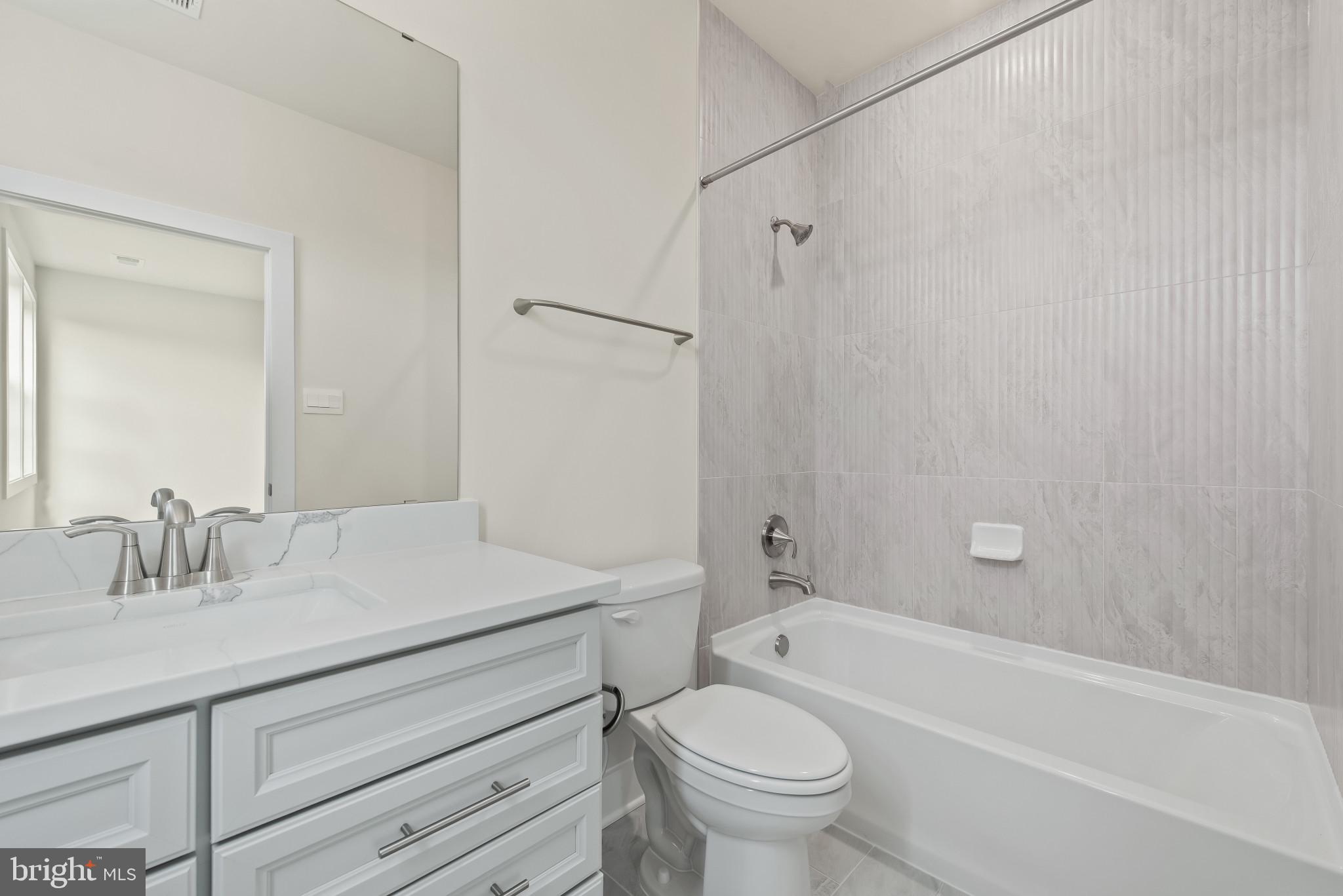 STILLVIEW ACRES - Residential
