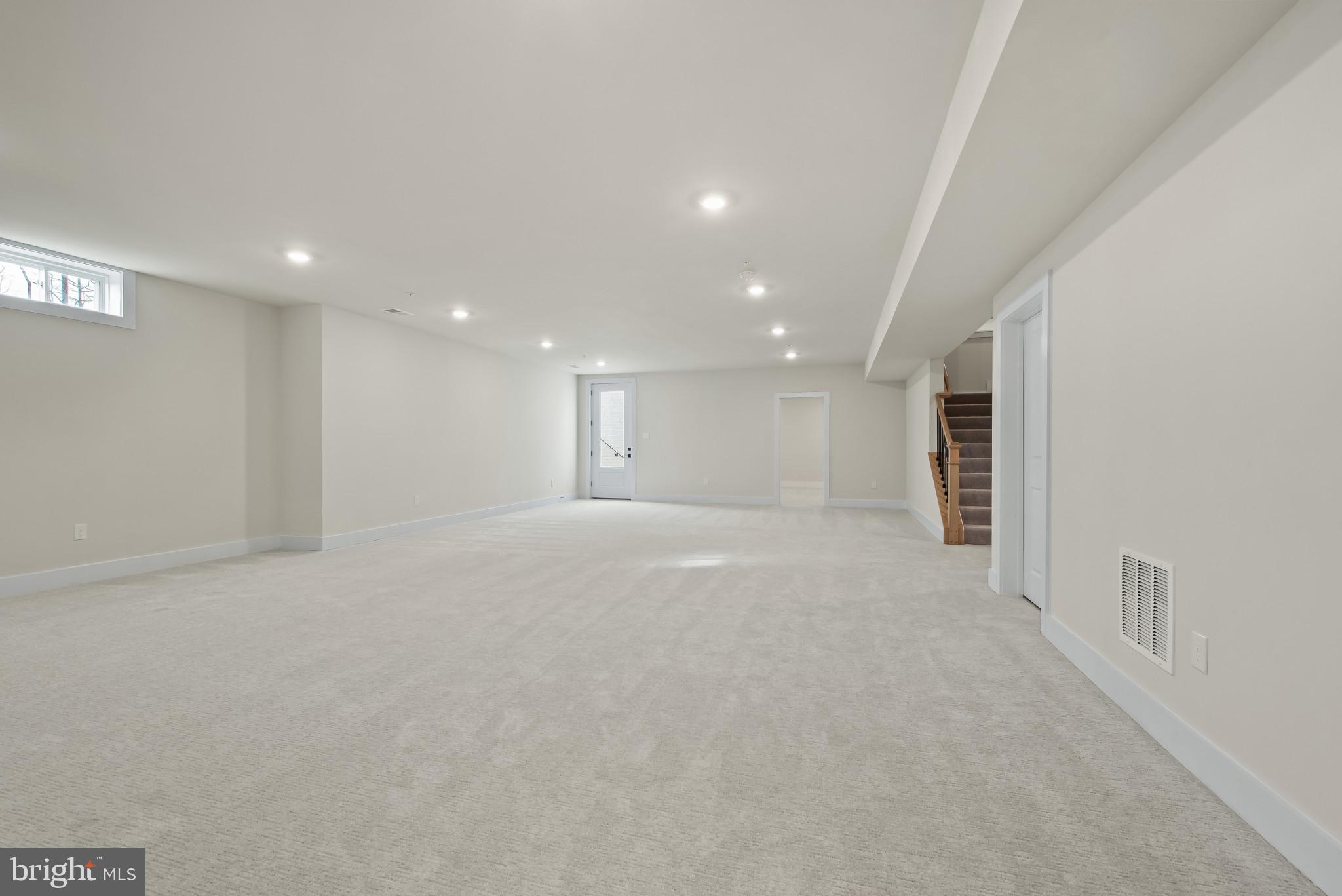 STILLVIEW ACRES - Residential