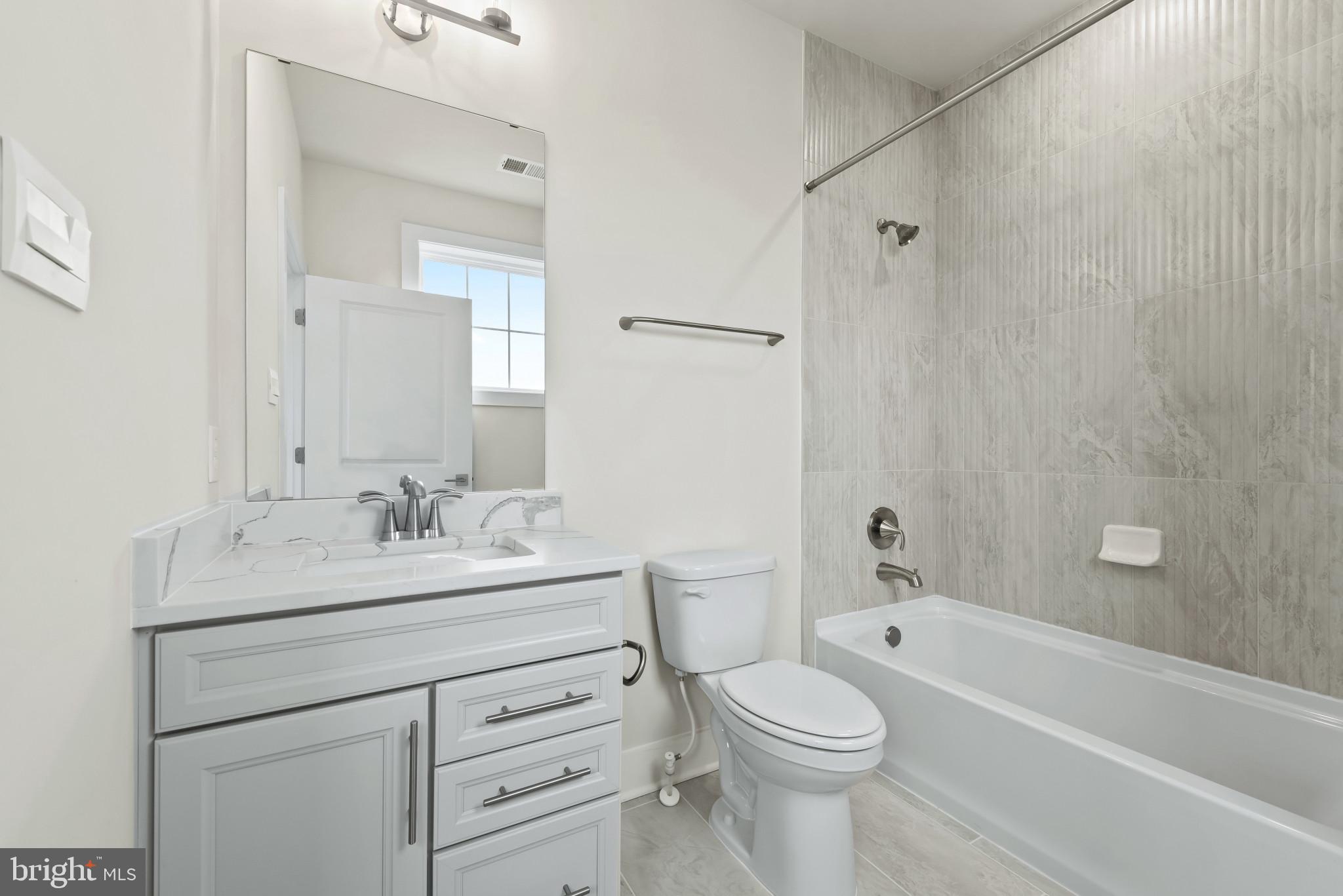 STILLVIEW ACRES - Residential