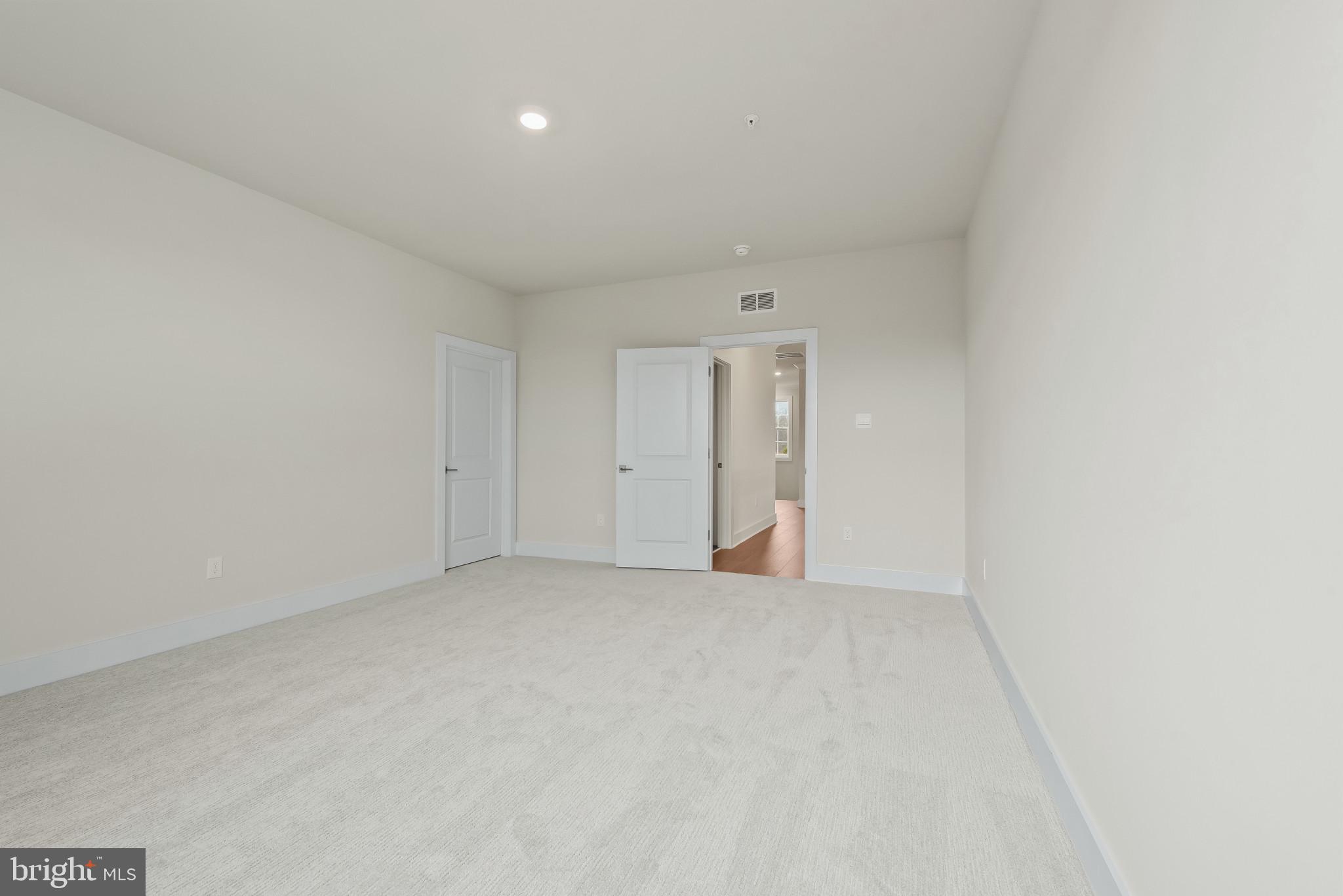 STILLVIEW ACRES - Residential