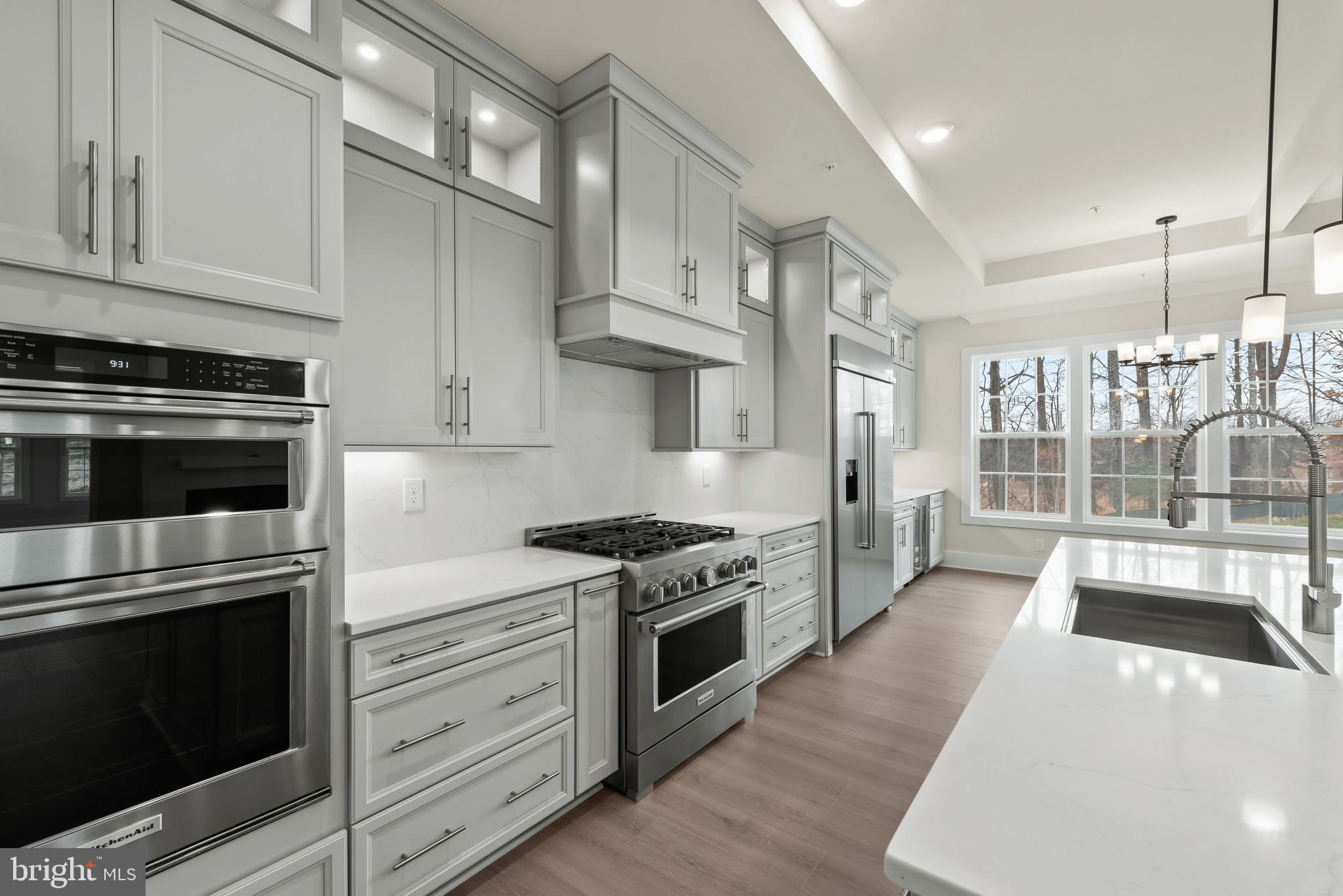 STILLVIEW ACRES - Residential