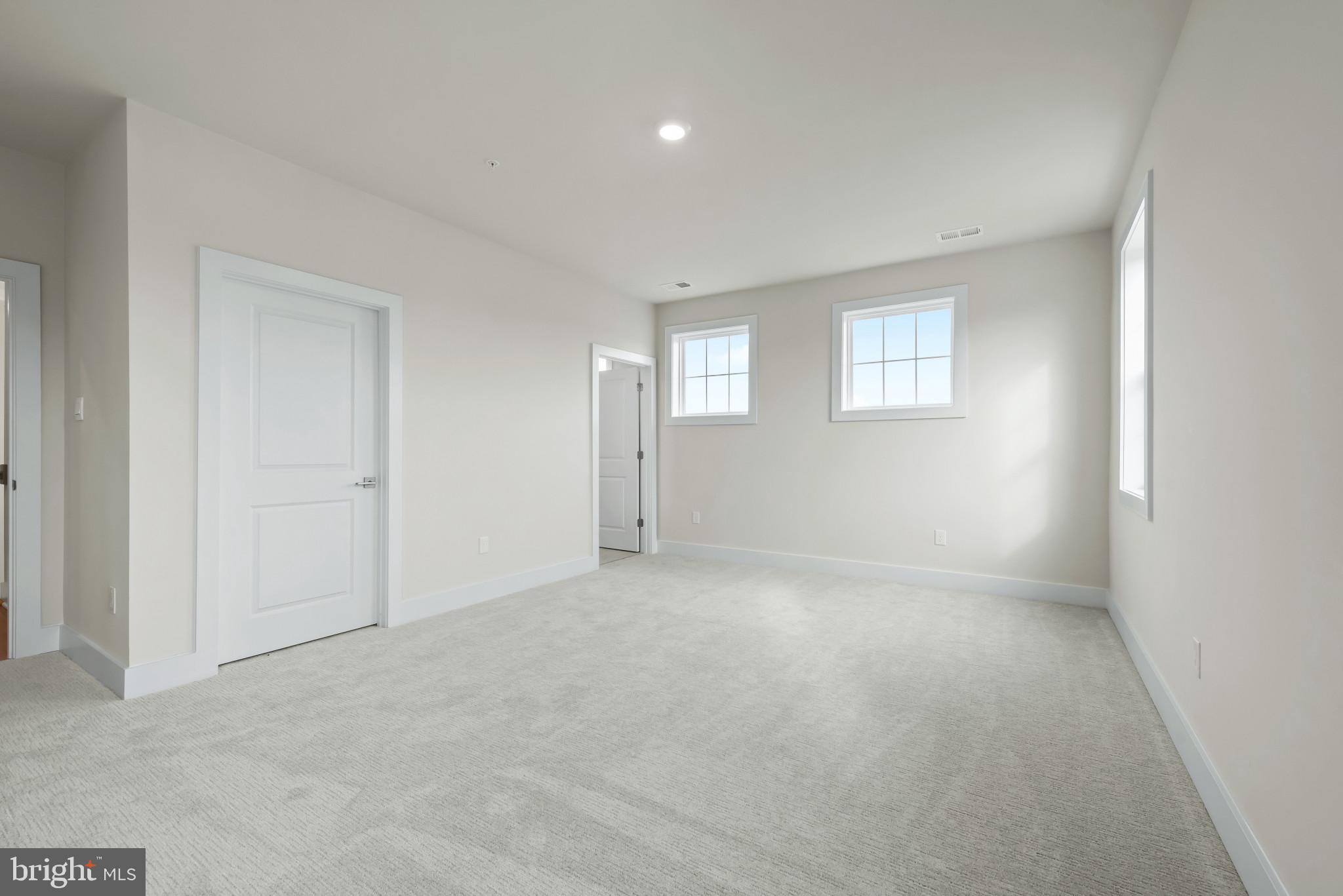 STILLVIEW ACRES - Residential