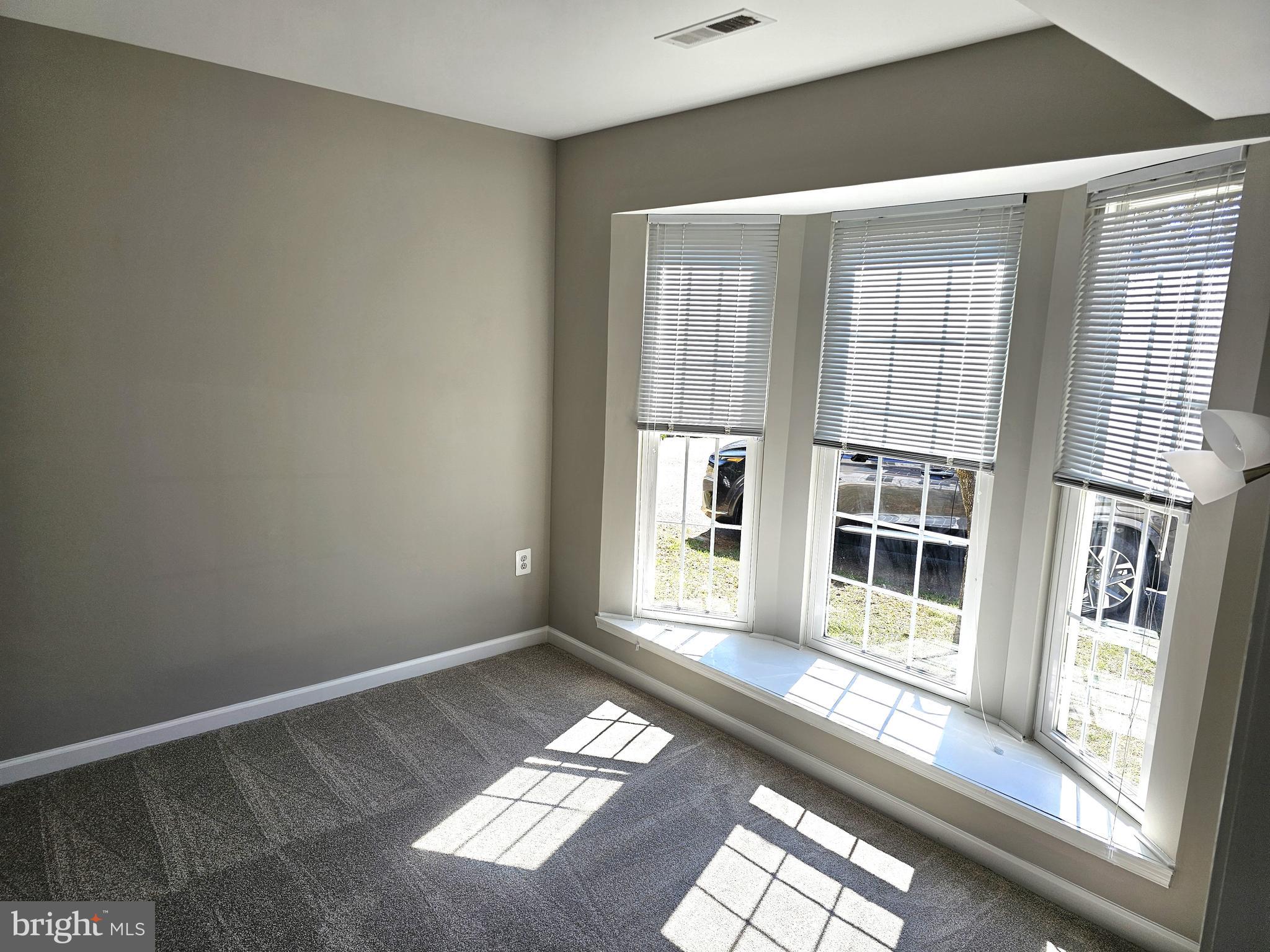 ST CHARLES HUNTINGTON - Residential