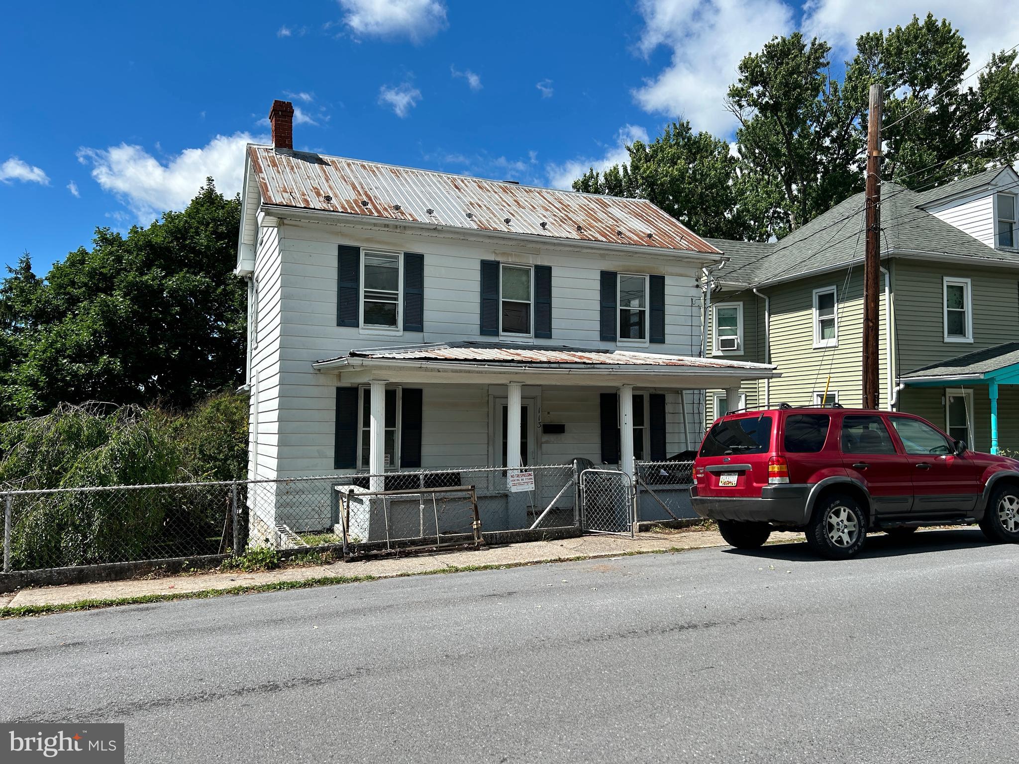 BERKELEY PLACE - Residential