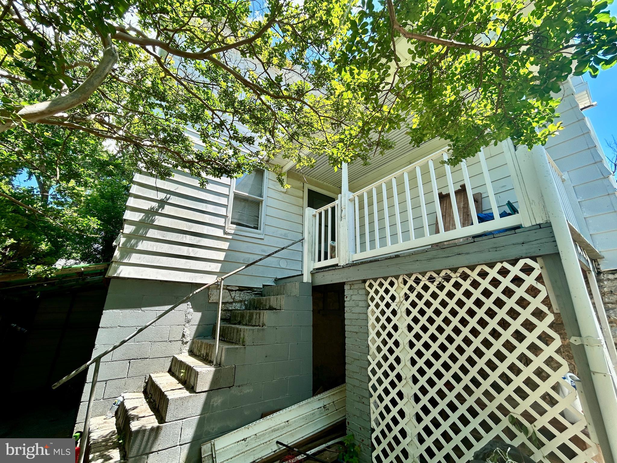 BERKELEY PLACE - Residential