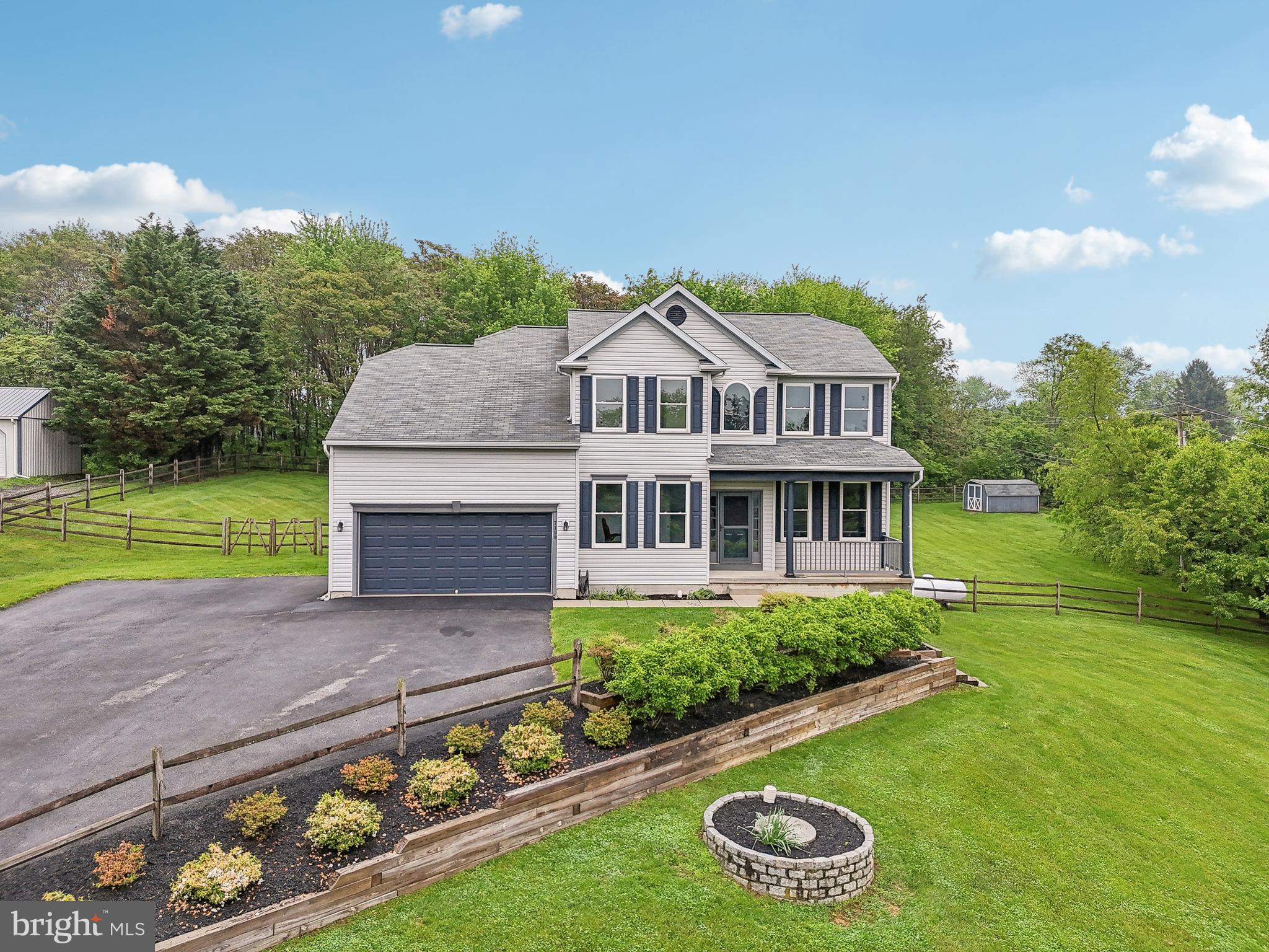 WIN-ROB ESTATES - Residential