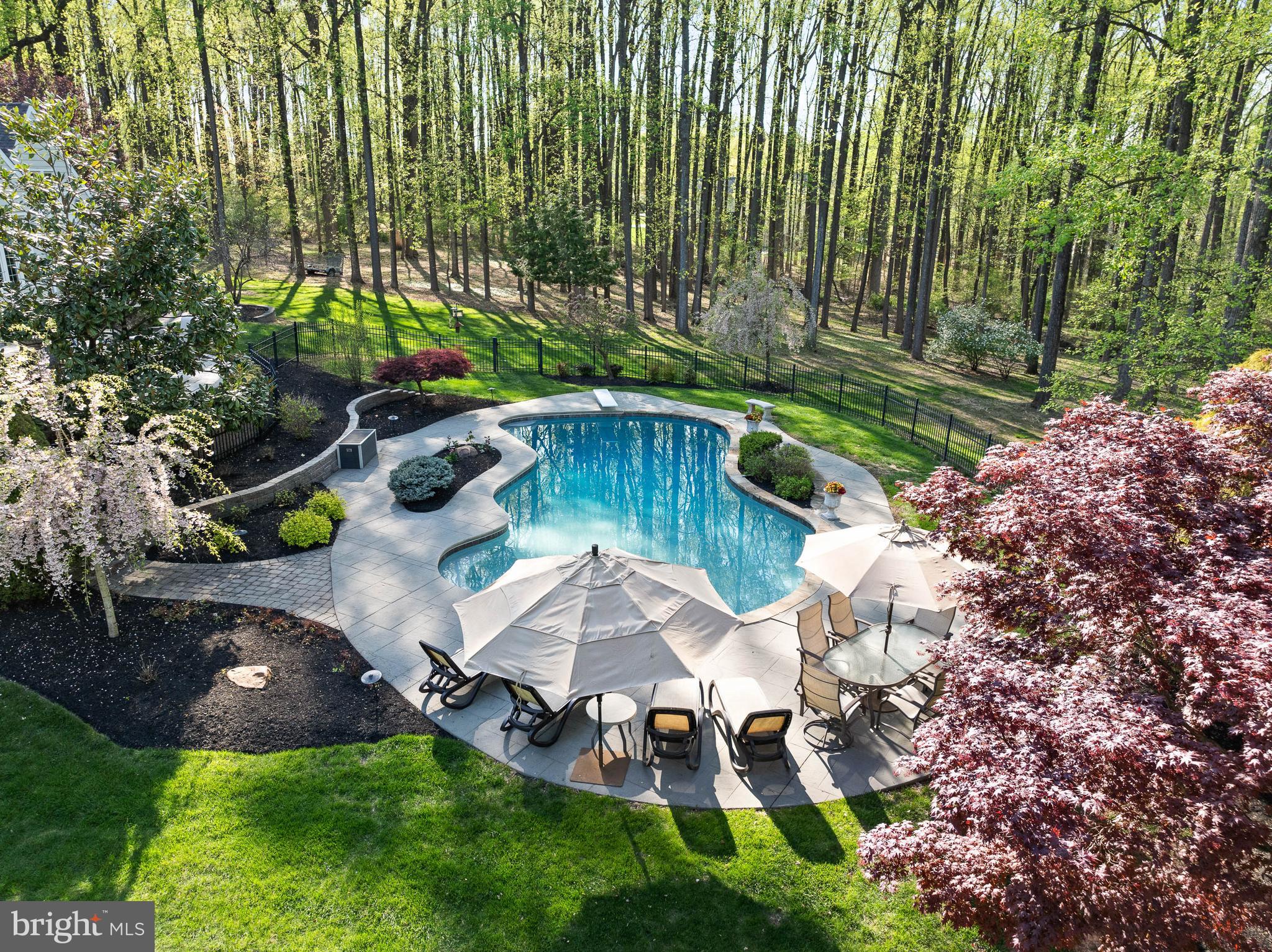 BRIARWOOD - Residential