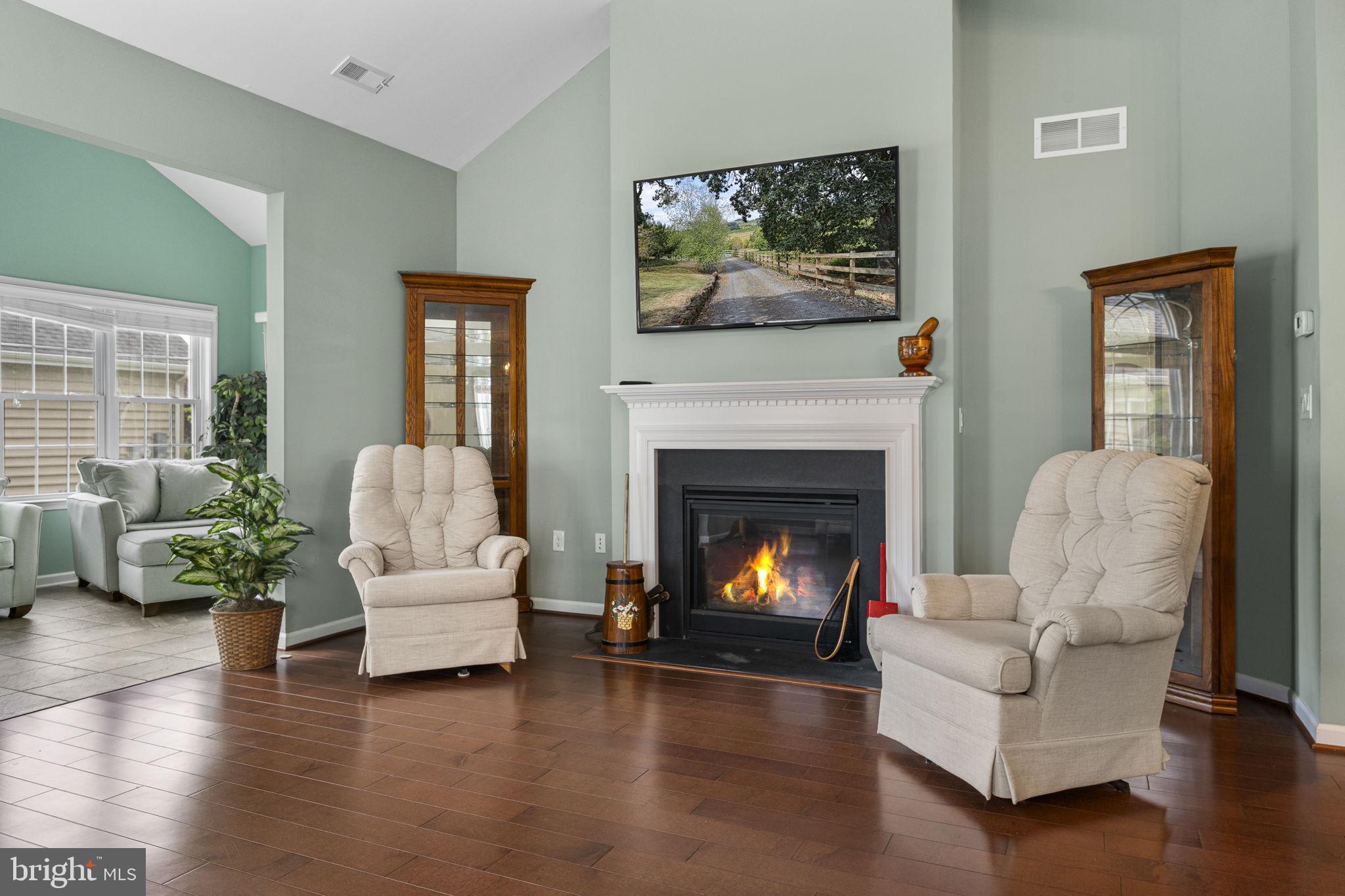 TRADITIONS OF AMERICA AT LITITZ - Residential