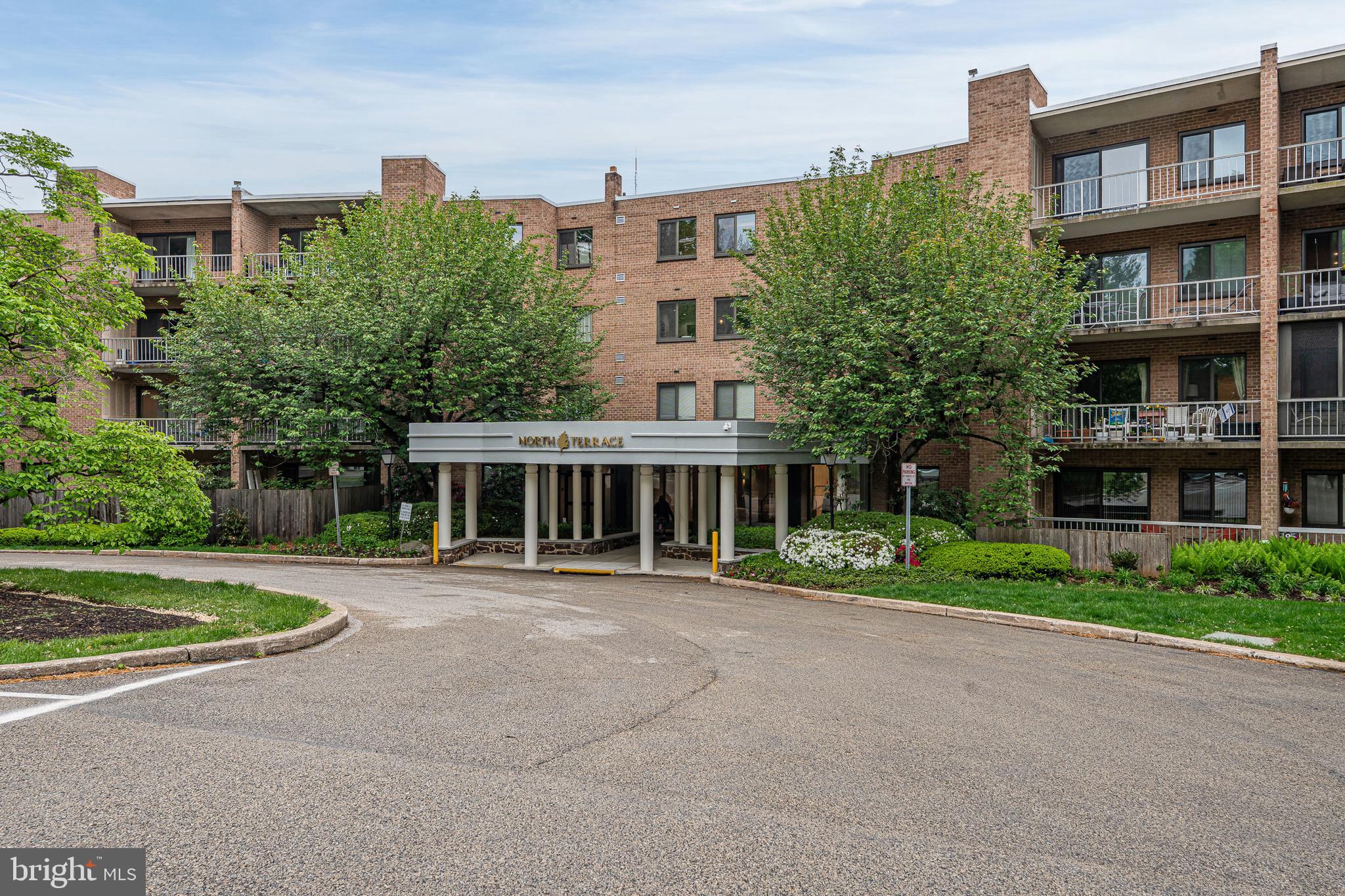 OAK HILL - Residential