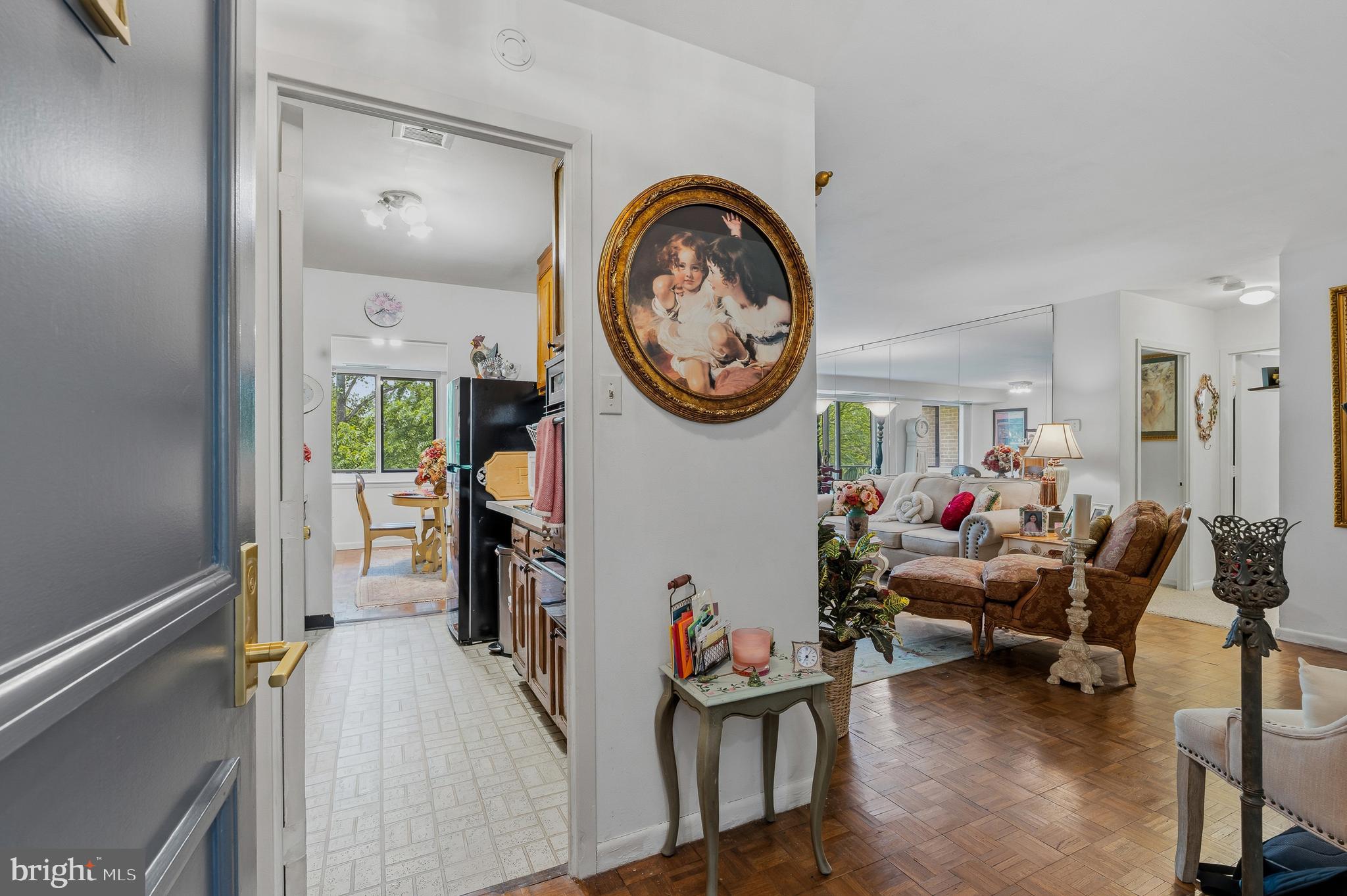 OAK HILL - Residential