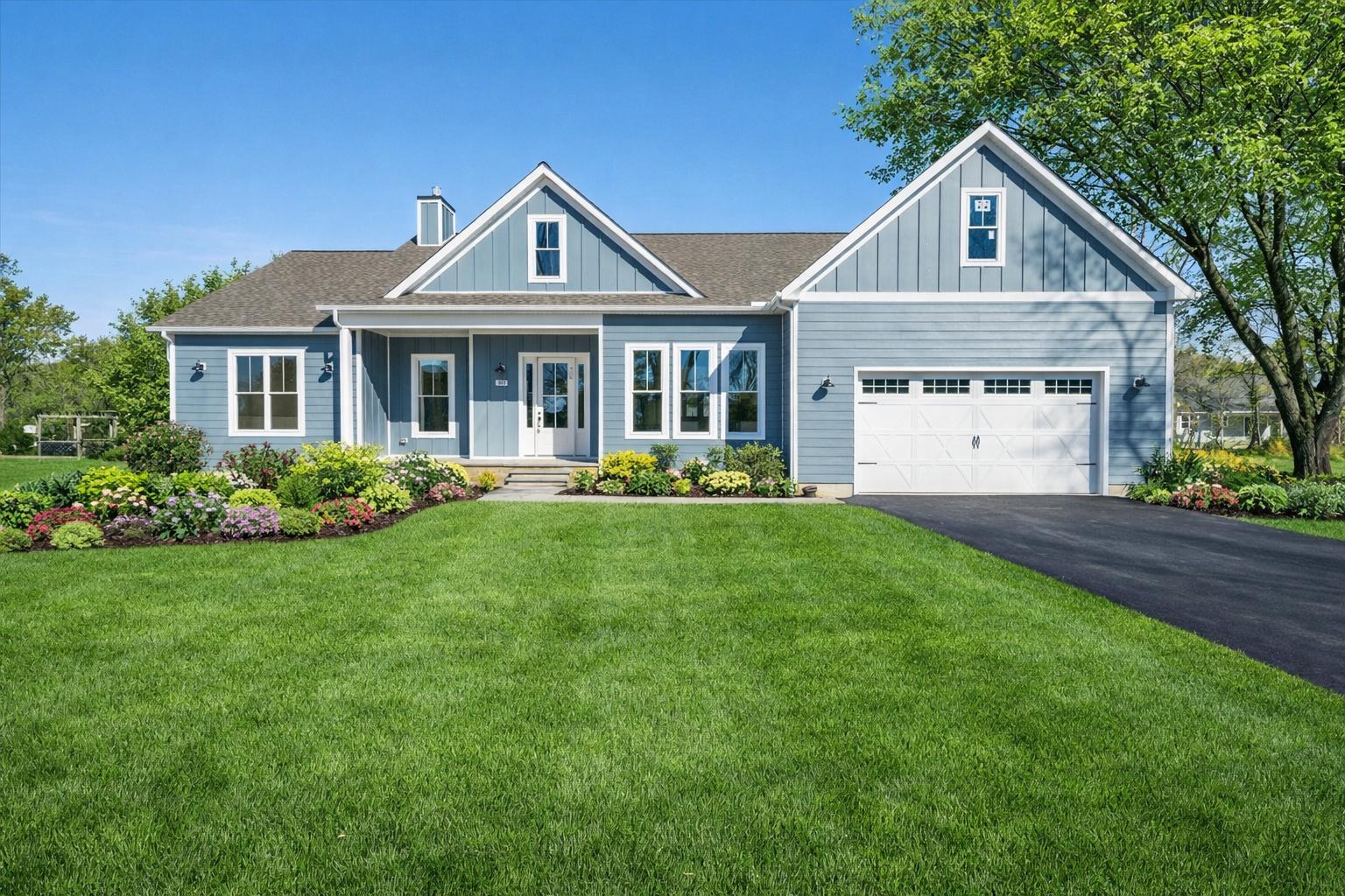 QUEEN ANNE COLONY - Residential