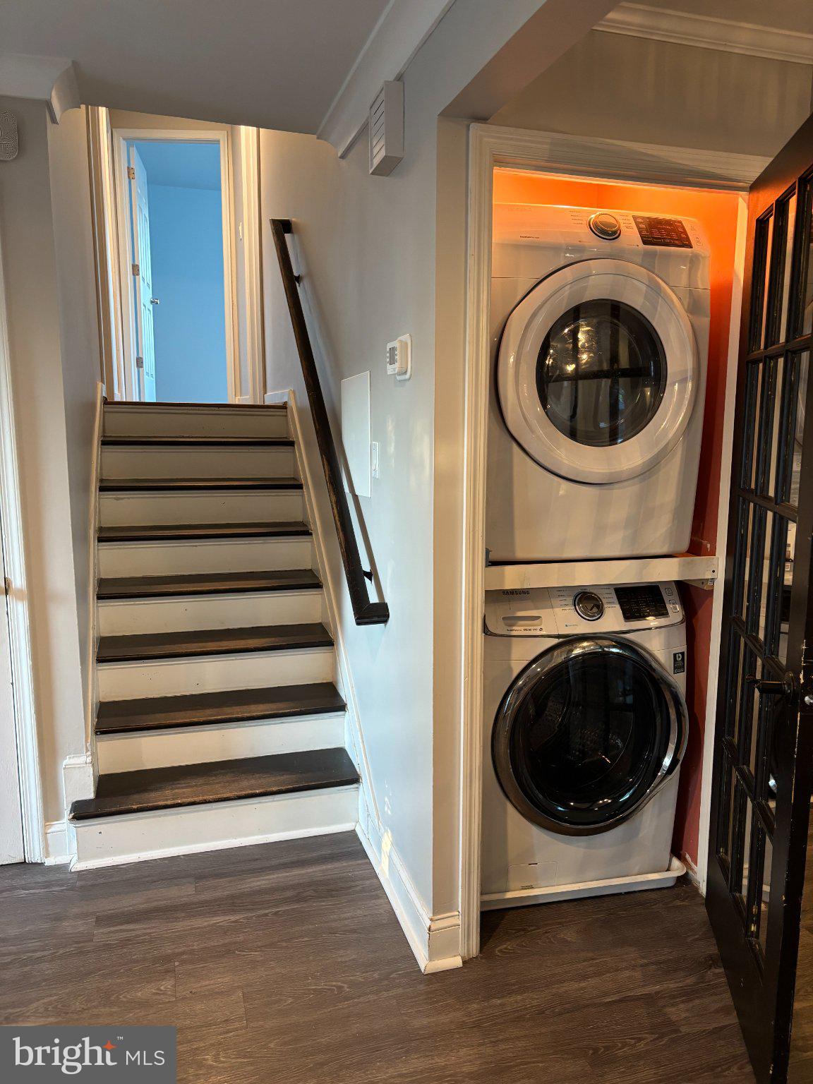 CALVERTON - Residential