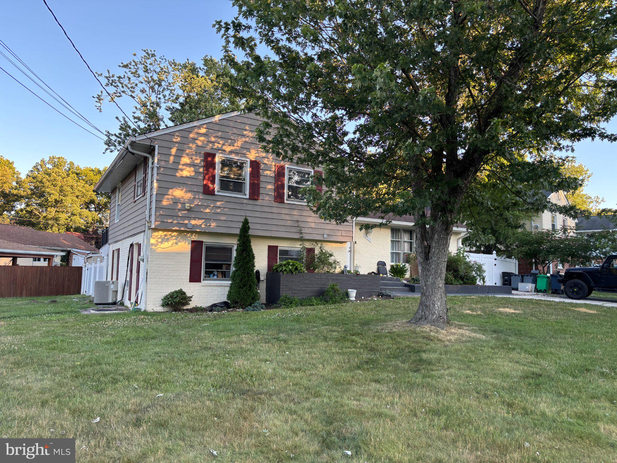 CALVERTON - Residential