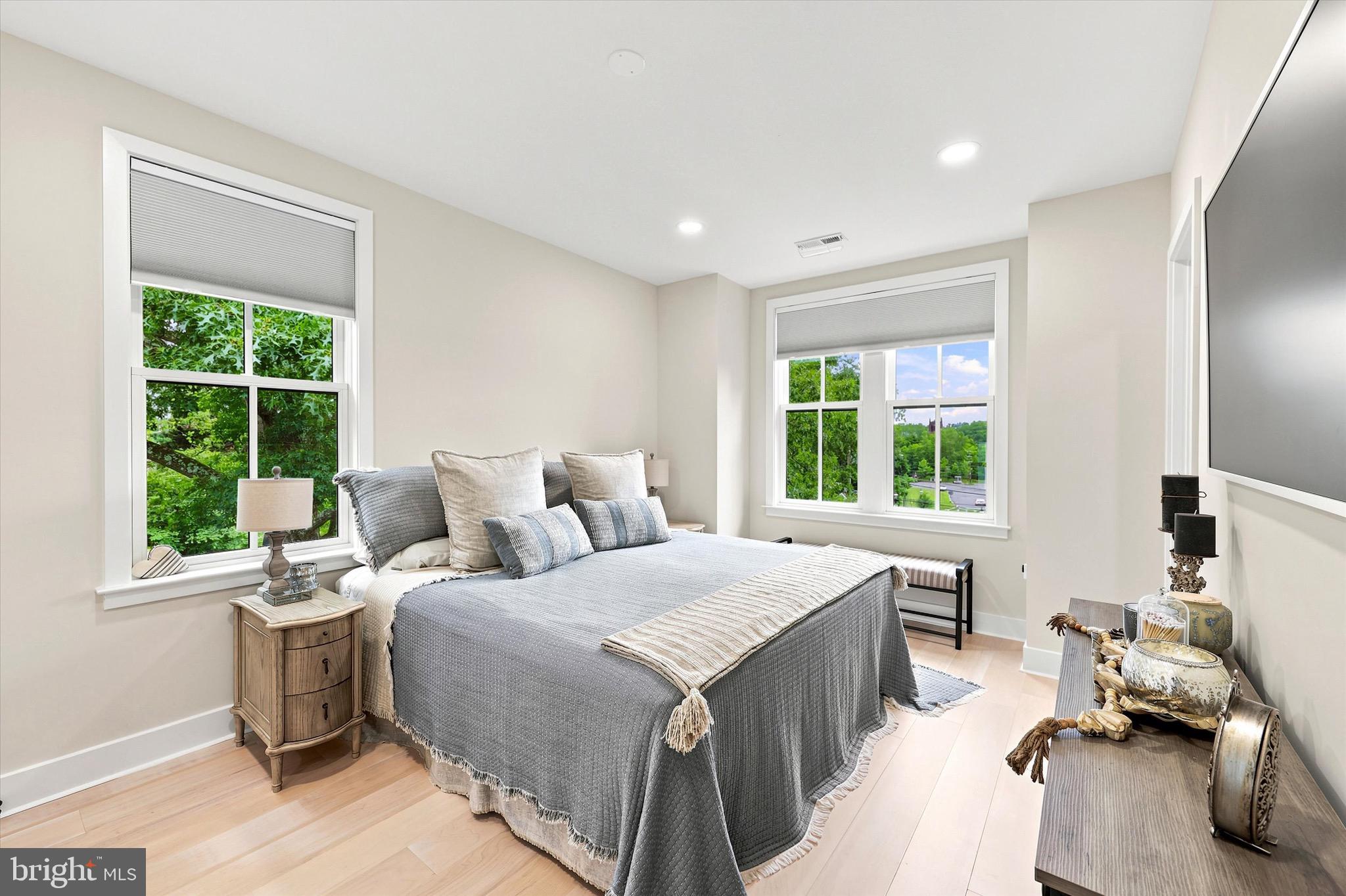NEWTOWN ESTATES - Residential