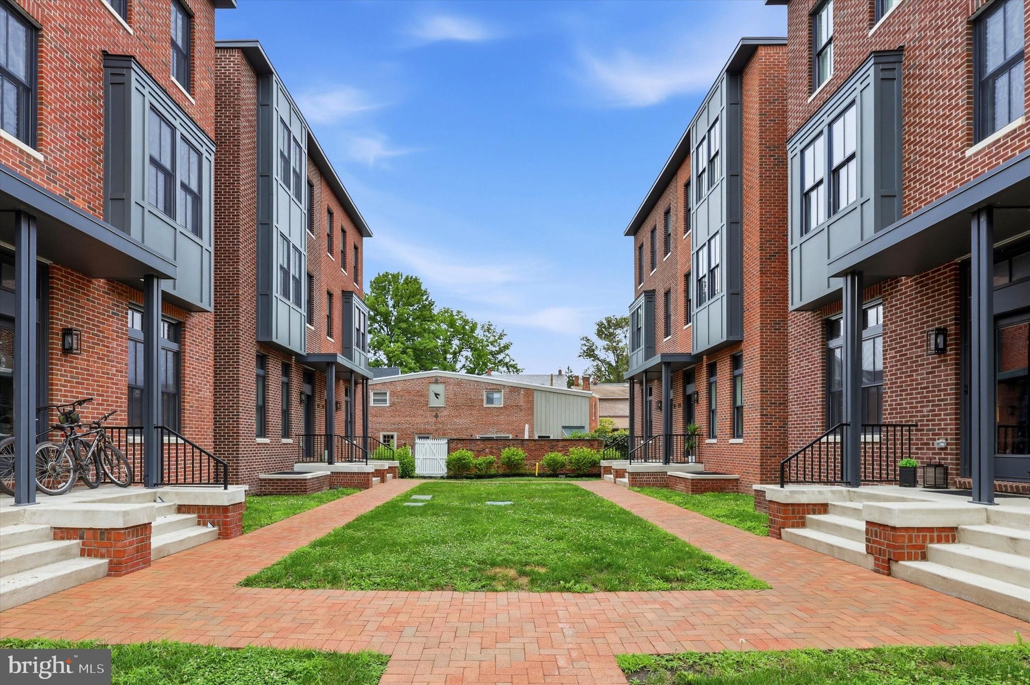 NEWTOWN ESTATES - Residential