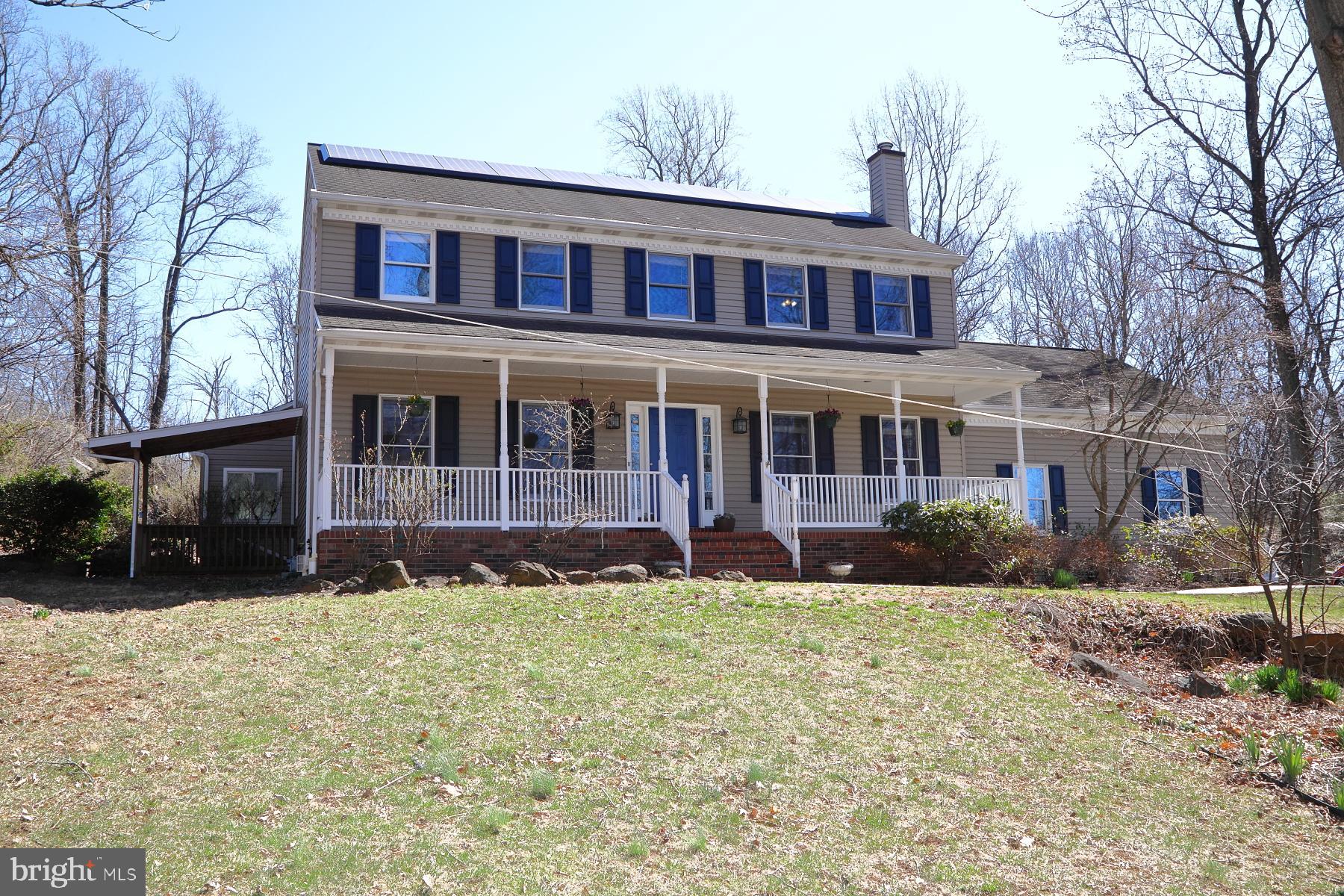 COUNTRY CROSSING - Residential