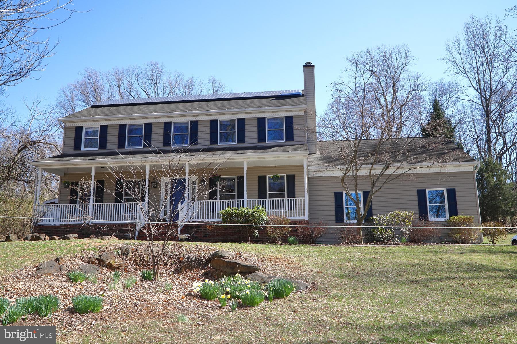 COUNTRY CROSSING - Residential