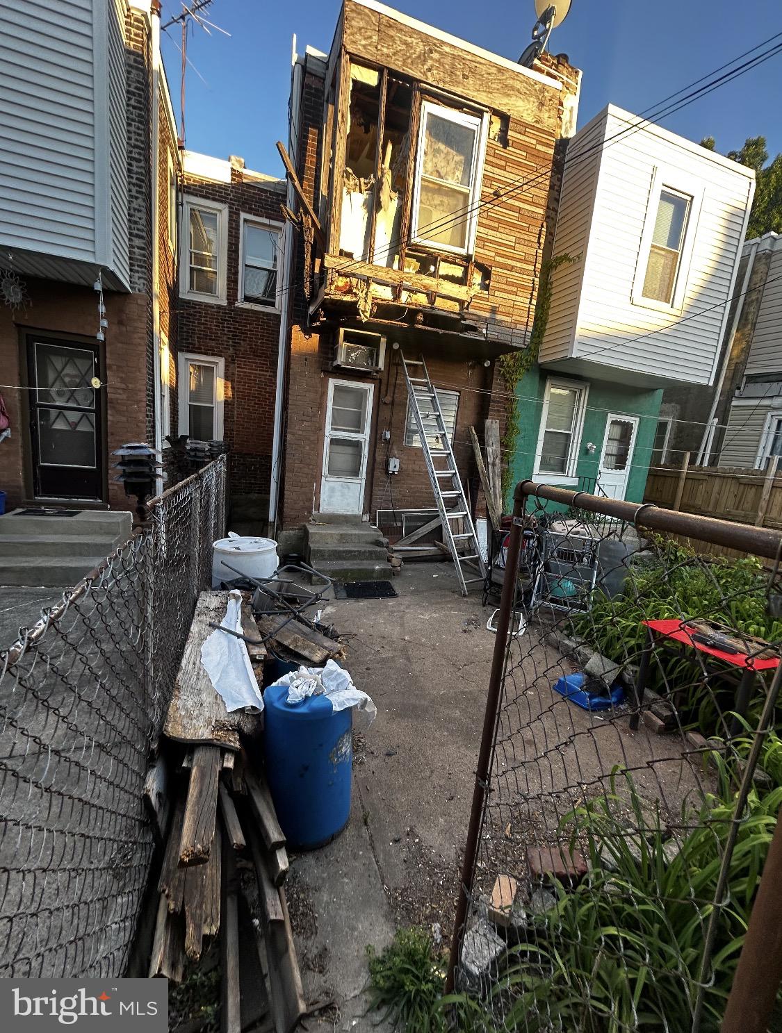 PORT RICHMOND - Residential