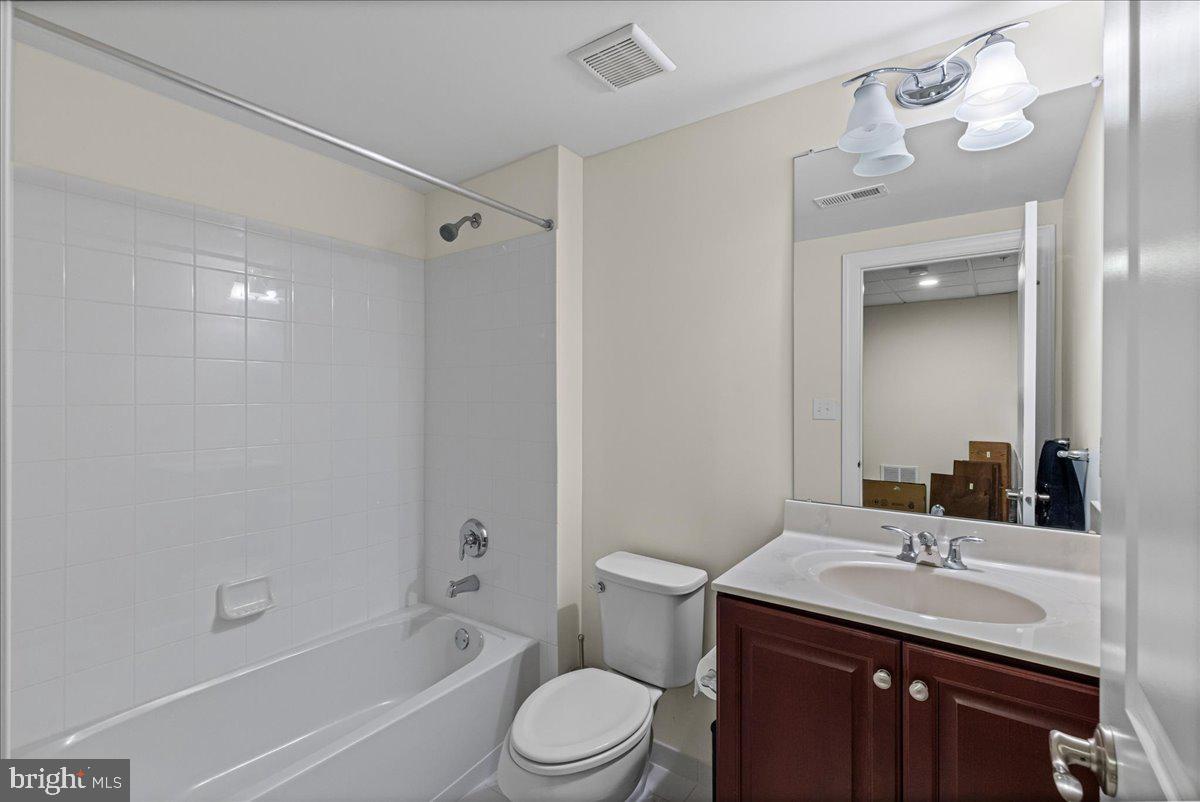 REGENCY AT YARDLEY - Residential