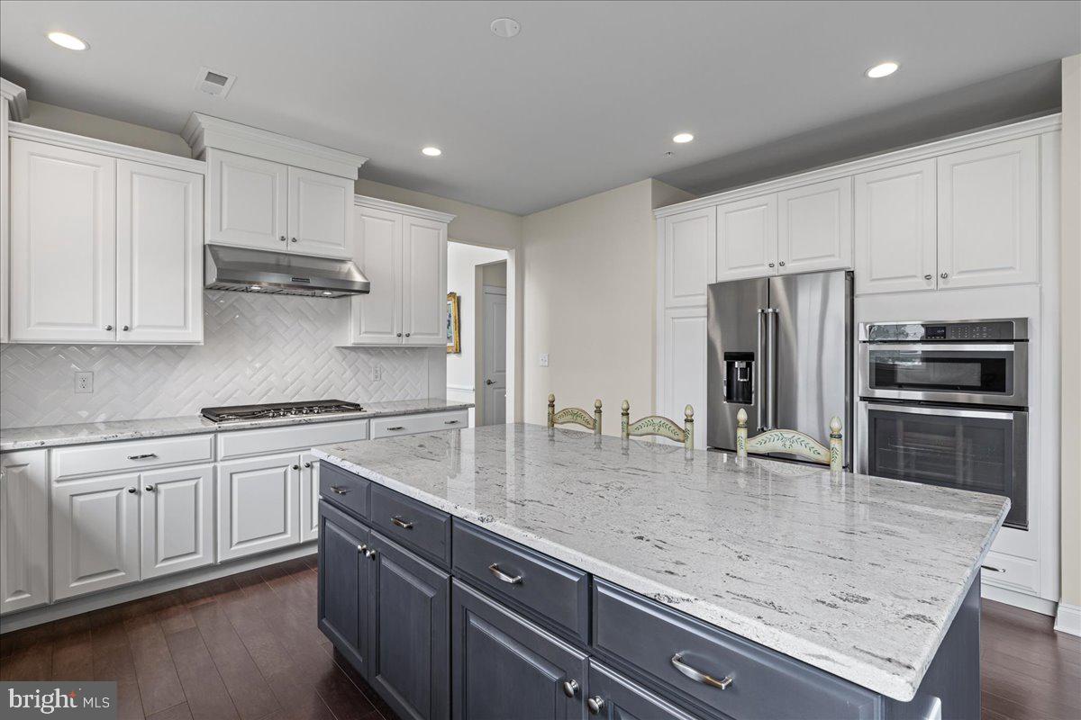 REGENCY AT YARDLEY - Residential