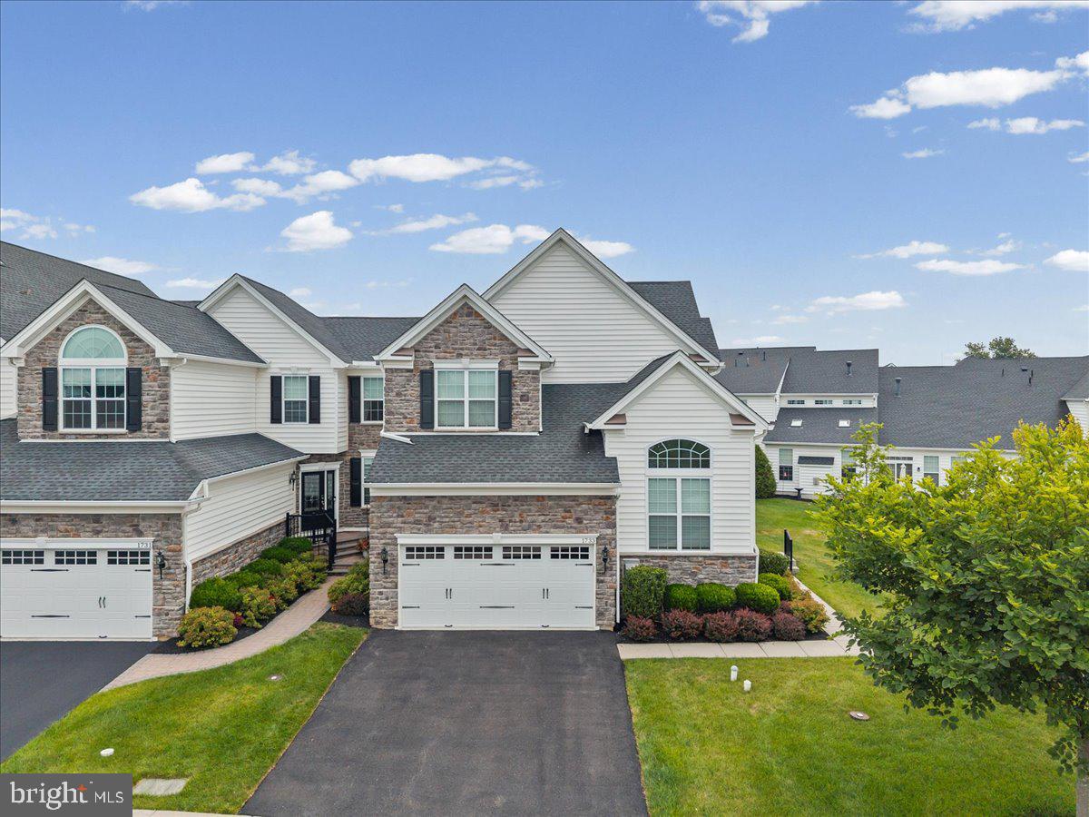 REGENCY AT YARDLEY - Residential