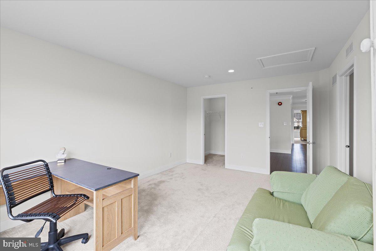 REGENCY AT YARDLEY - Residential
