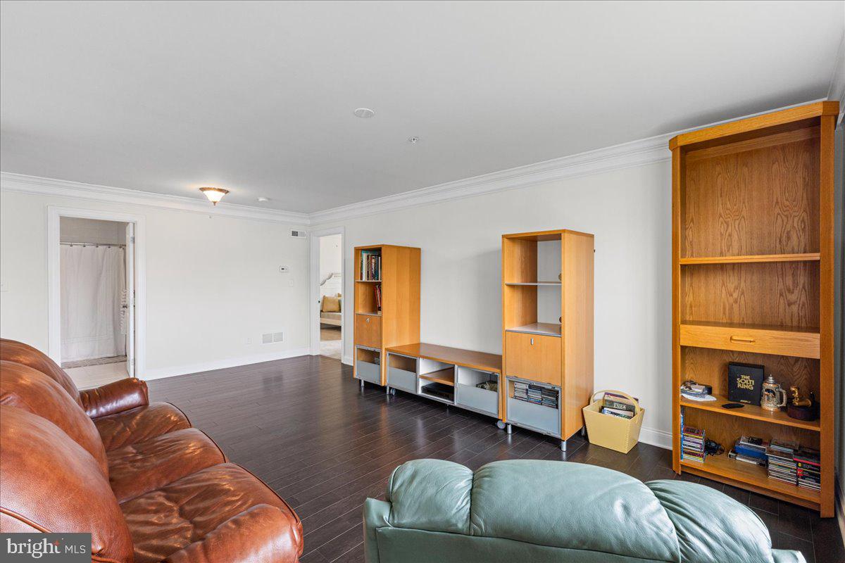REGENCY AT YARDLEY - Residential