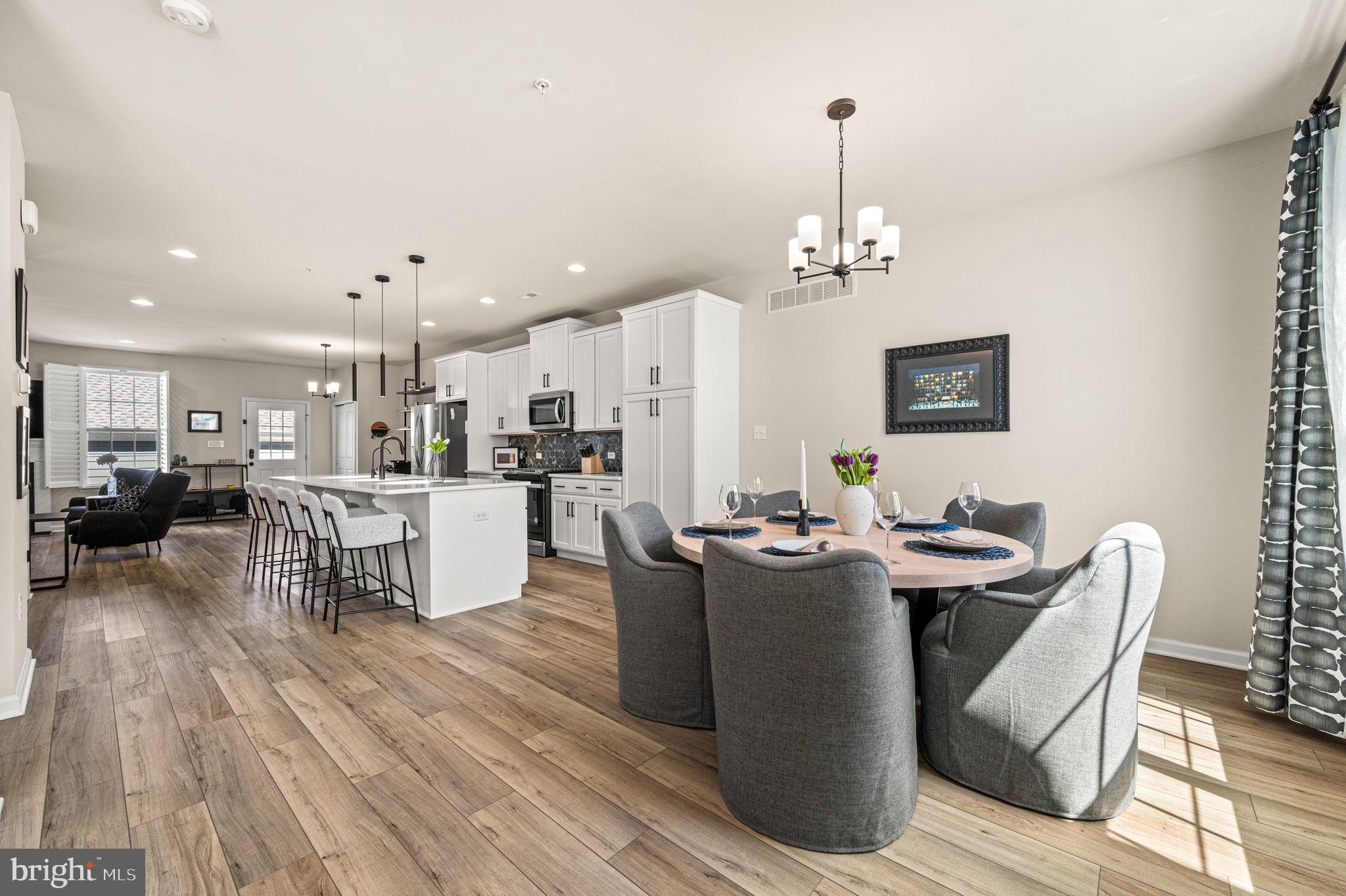 SPRING OAK - Residential