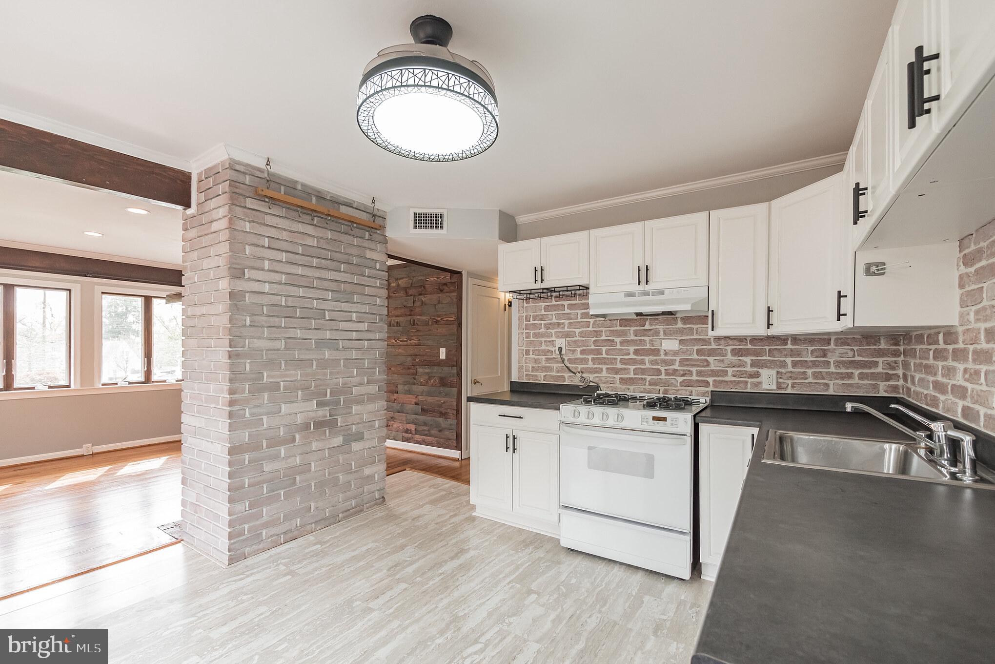 TWINBROOK - Residential