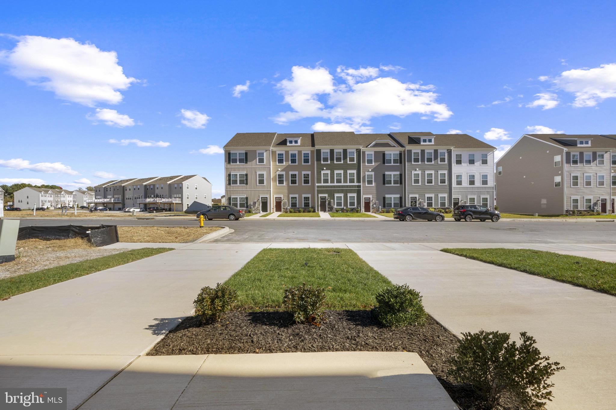 MAGNOLIA LANDING - Residential