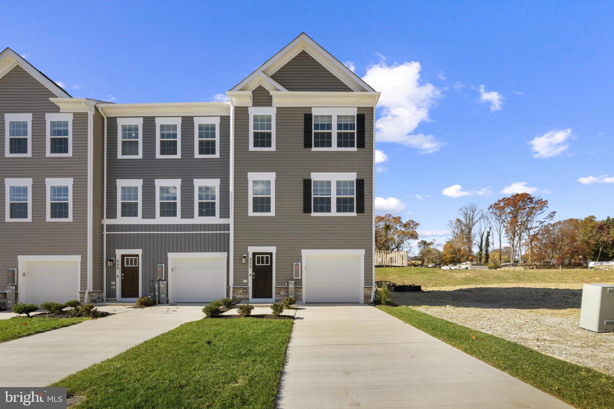MAGNOLIA LANDING - Residential