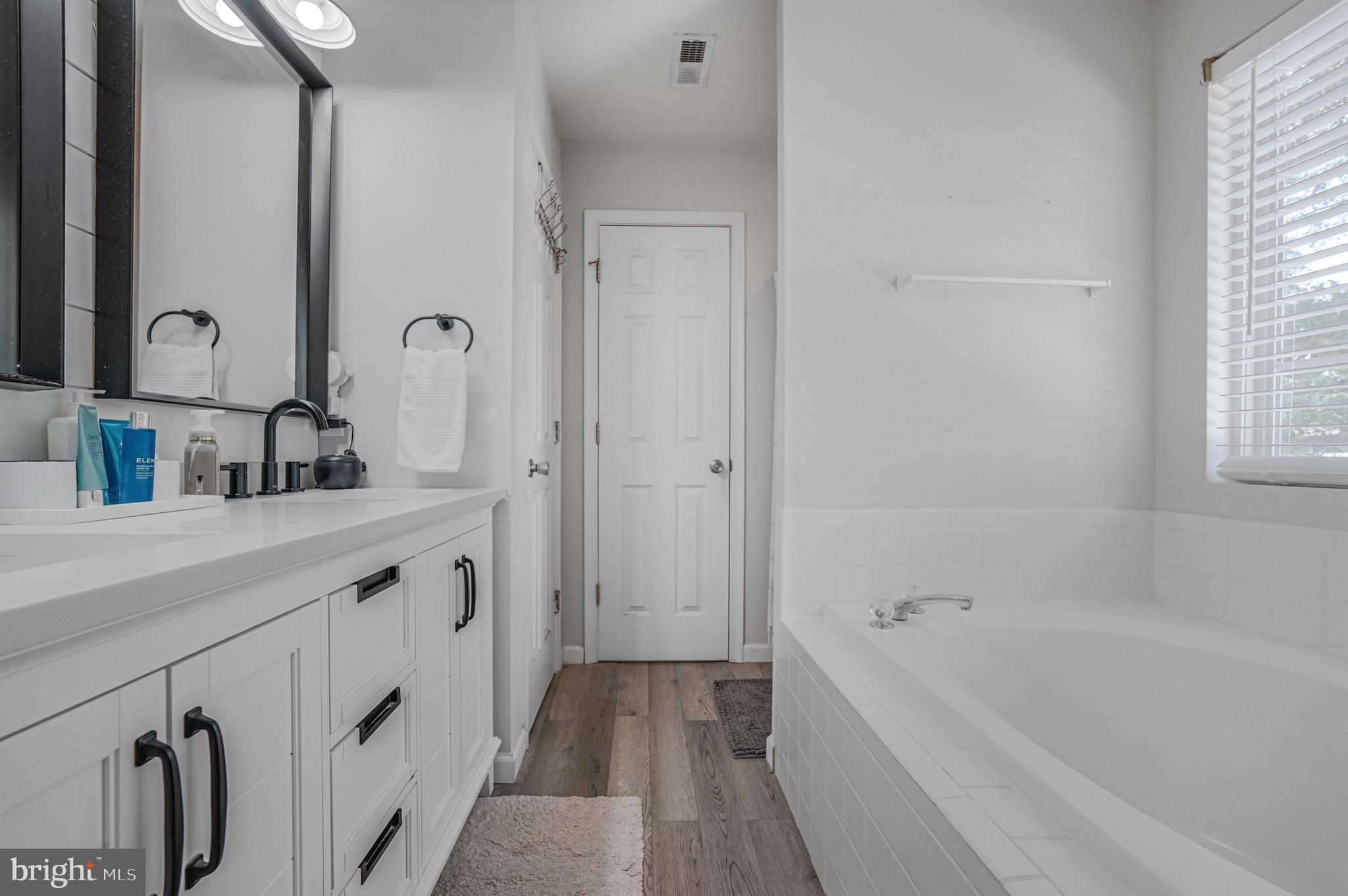 LANCASTER GATE - Residential