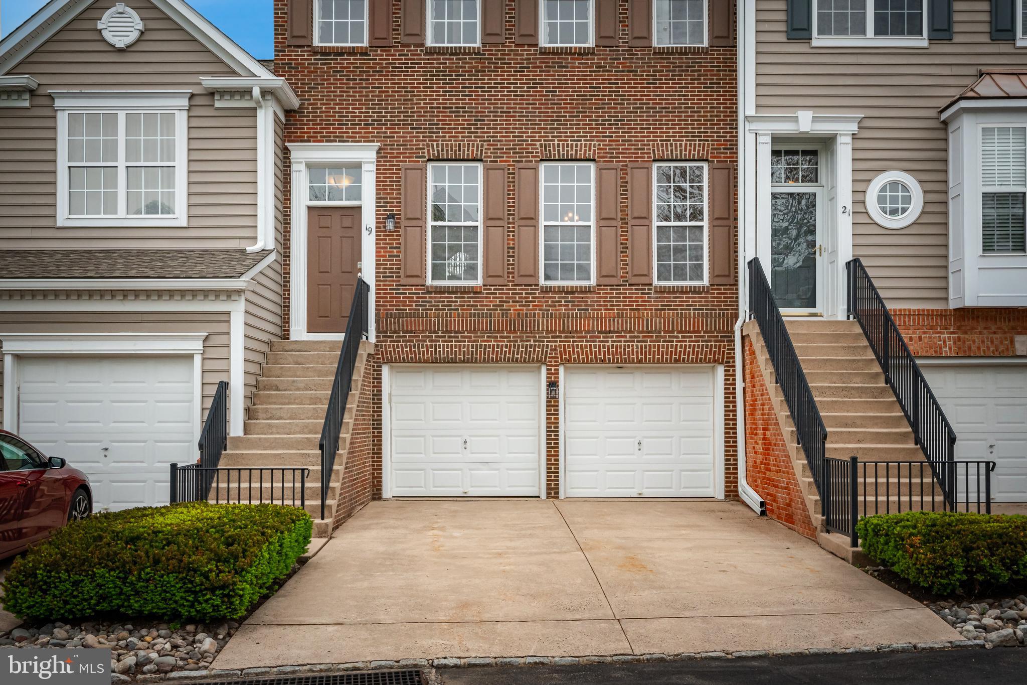 DOYLESTOWN STATION - Residential