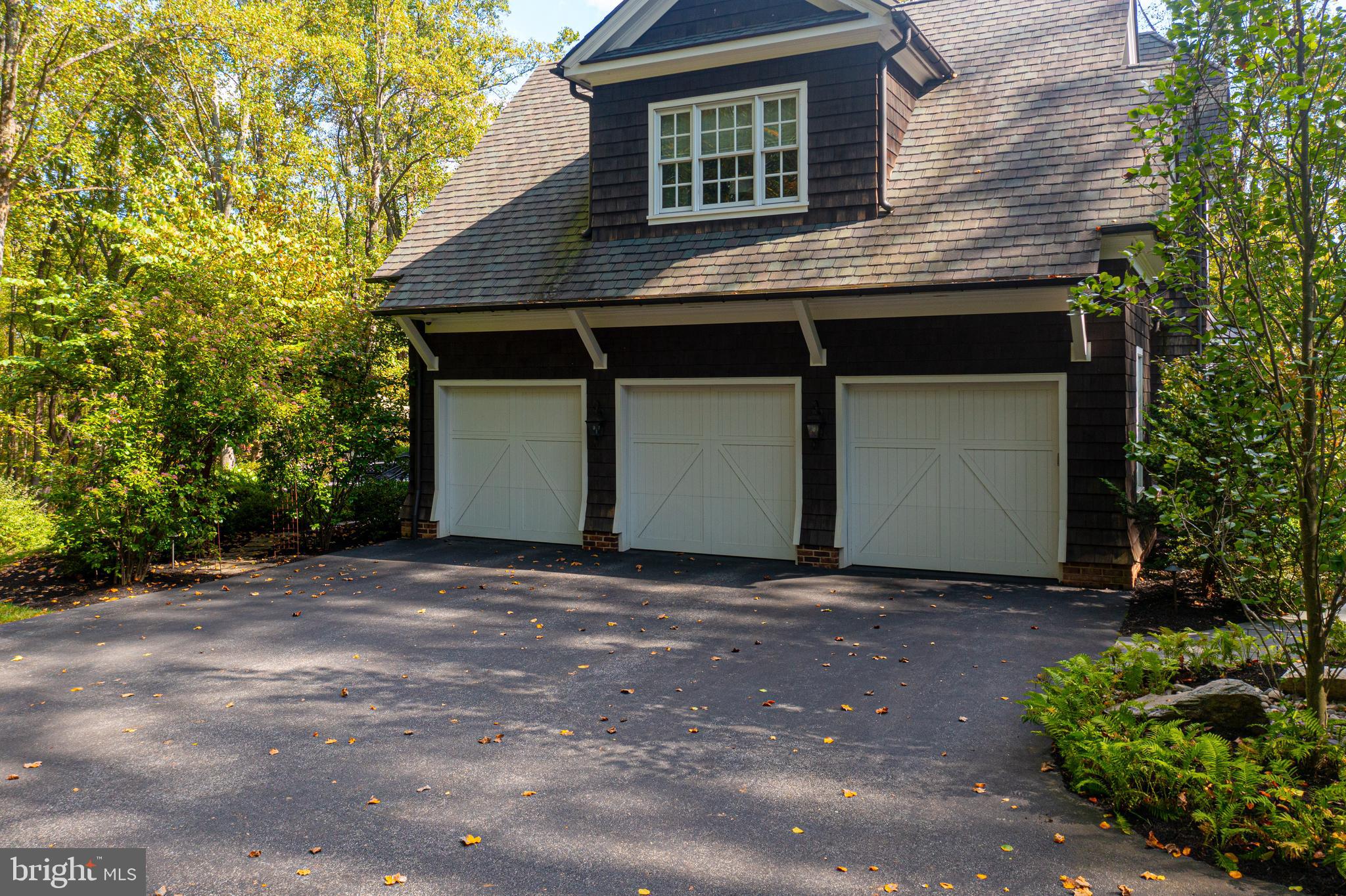 EAGLES NEST ESTATES II - Residential