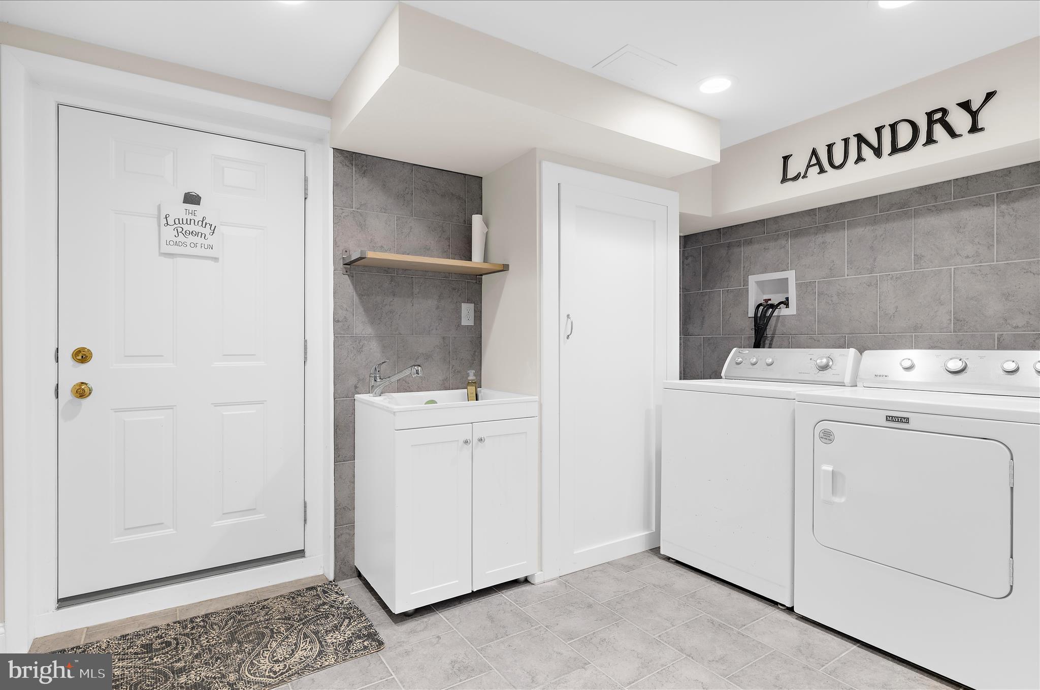 ULMSTEAD ESTATES - Residential