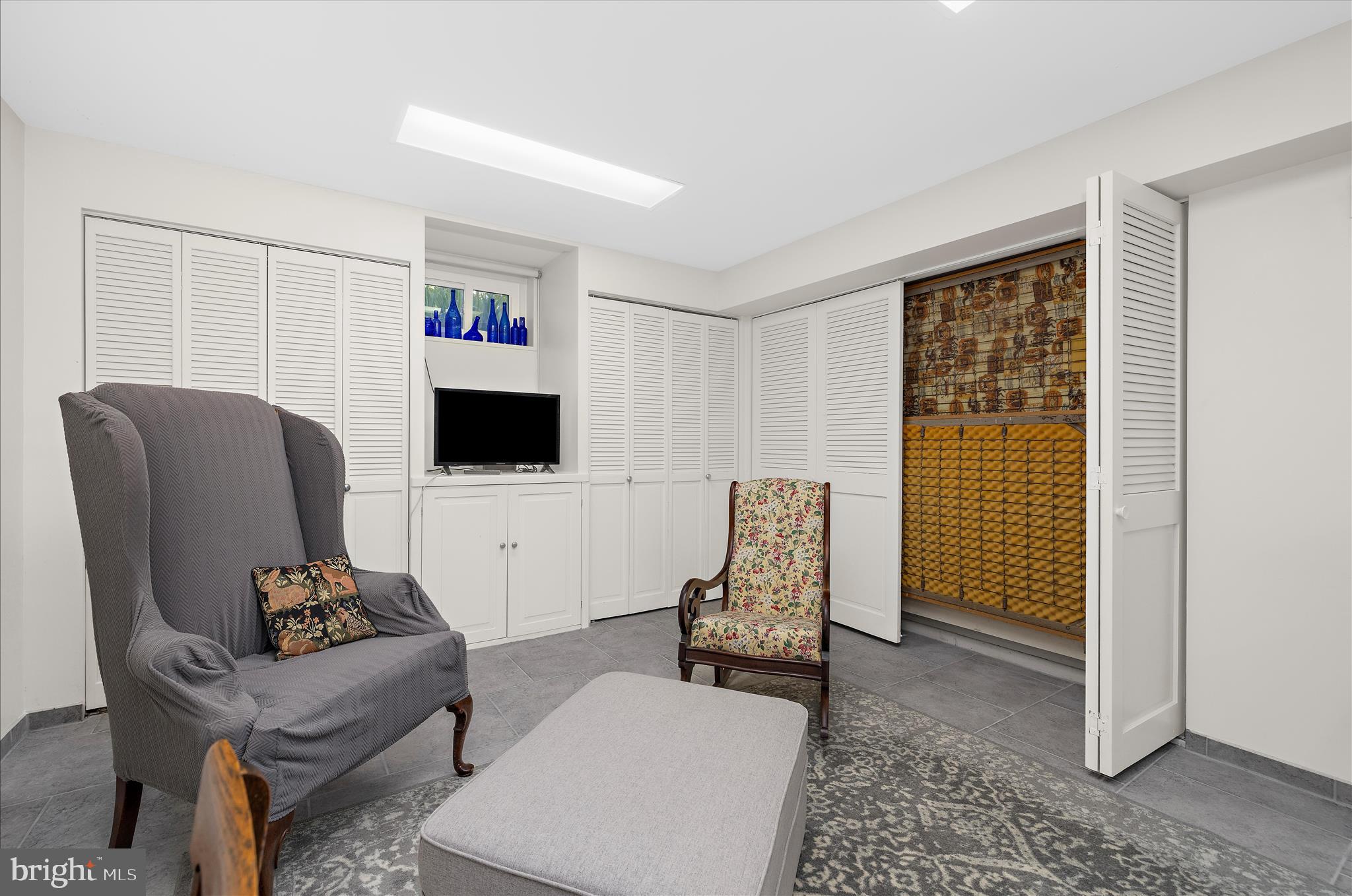 ULMSTEAD ESTATES - Residential