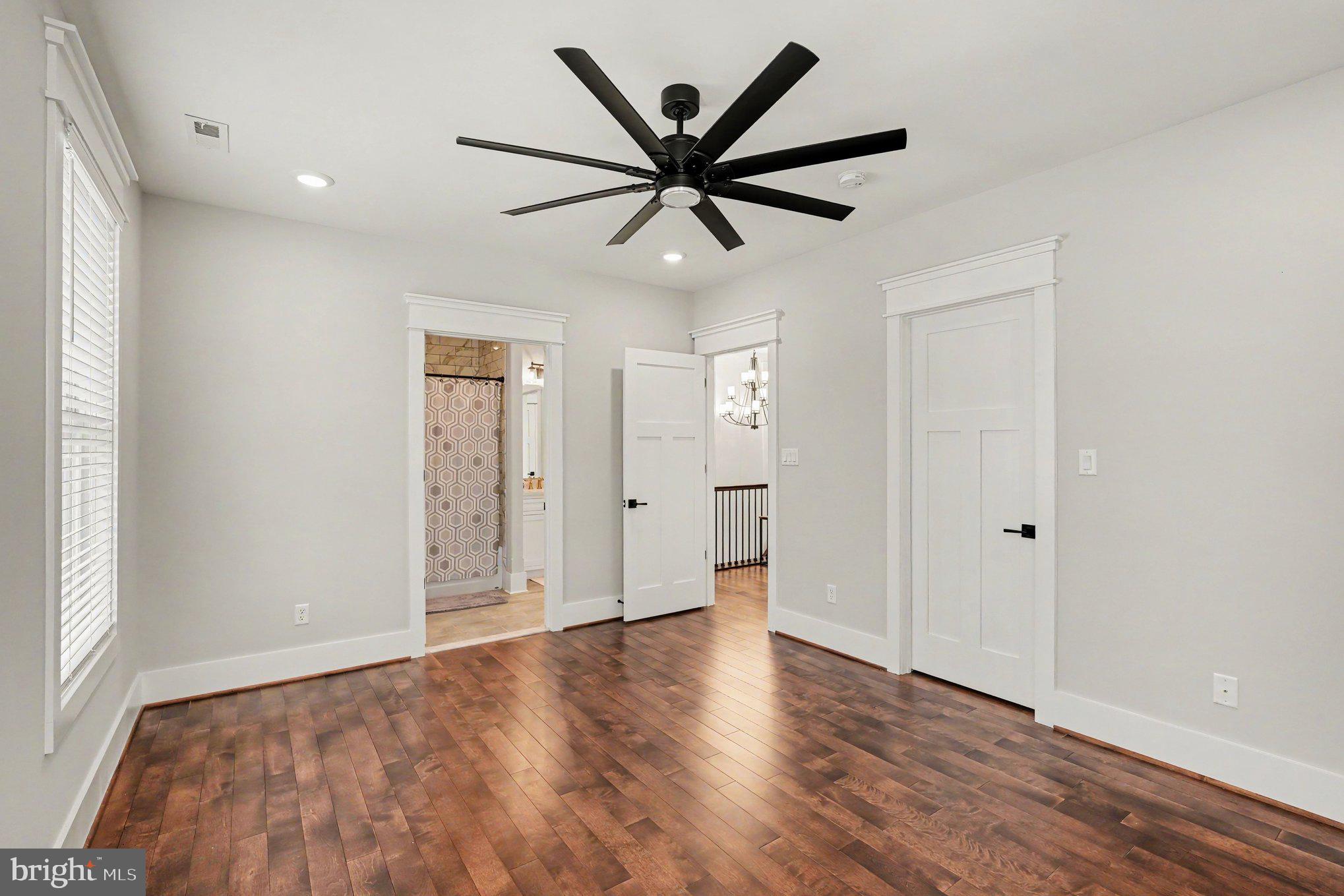 FREDERICKSBURG CITY - Residential