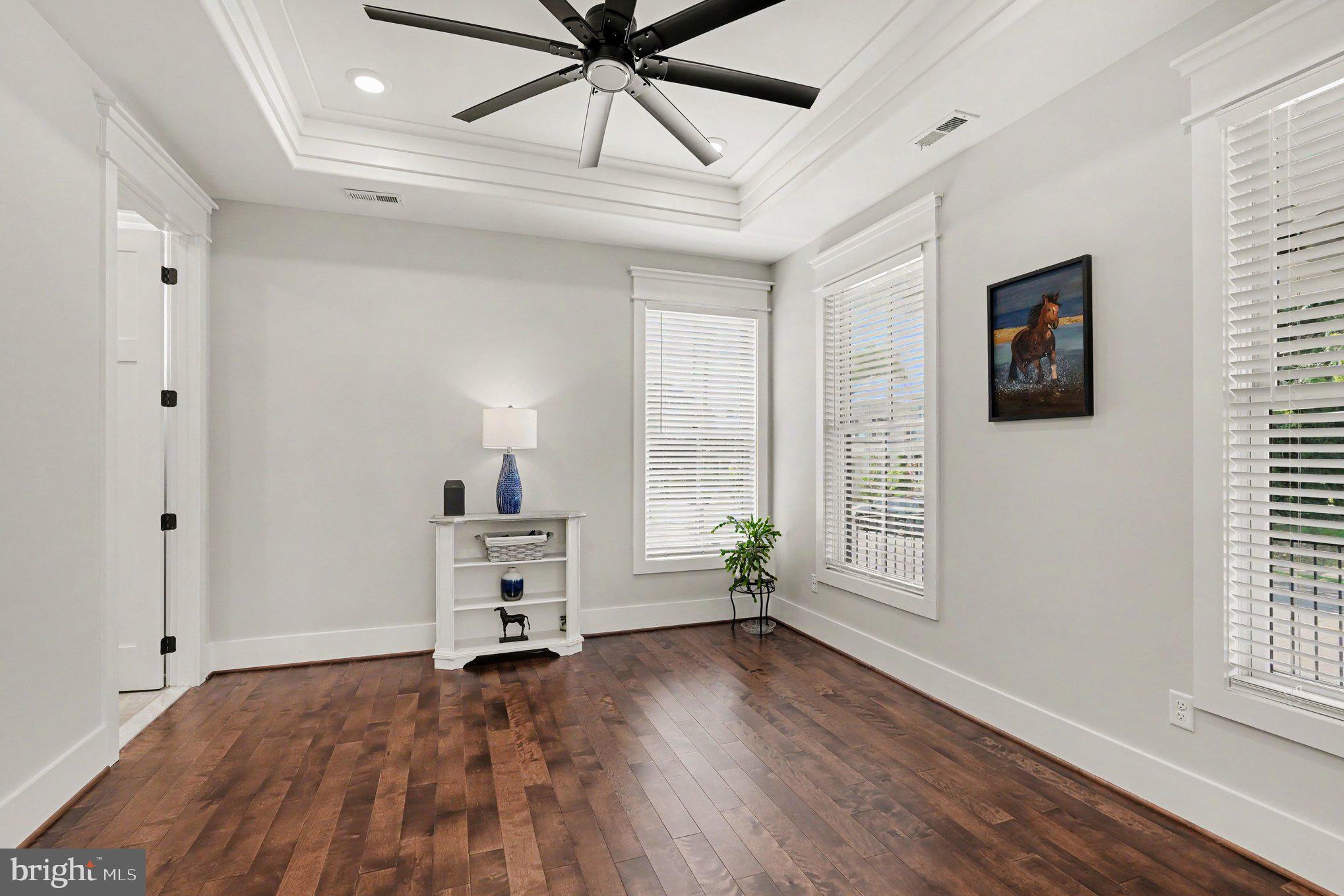 FREDERICKSBURG CITY - Residential