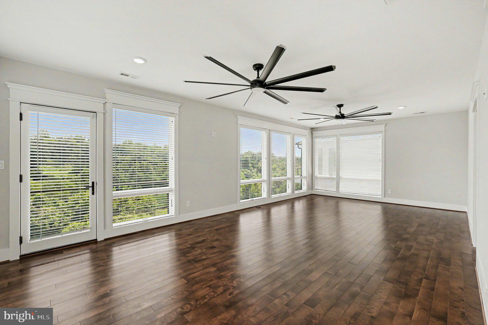 FREDERICKSBURG CITY - Residential