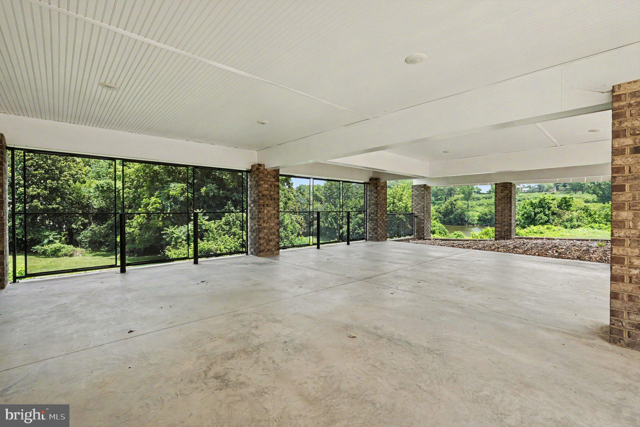 FREDERICKSBURG CITY - Residential
