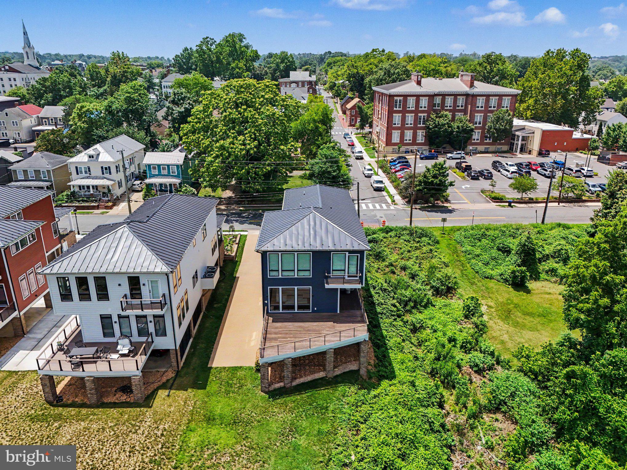 FREDERICKSBURG CITY - Residential