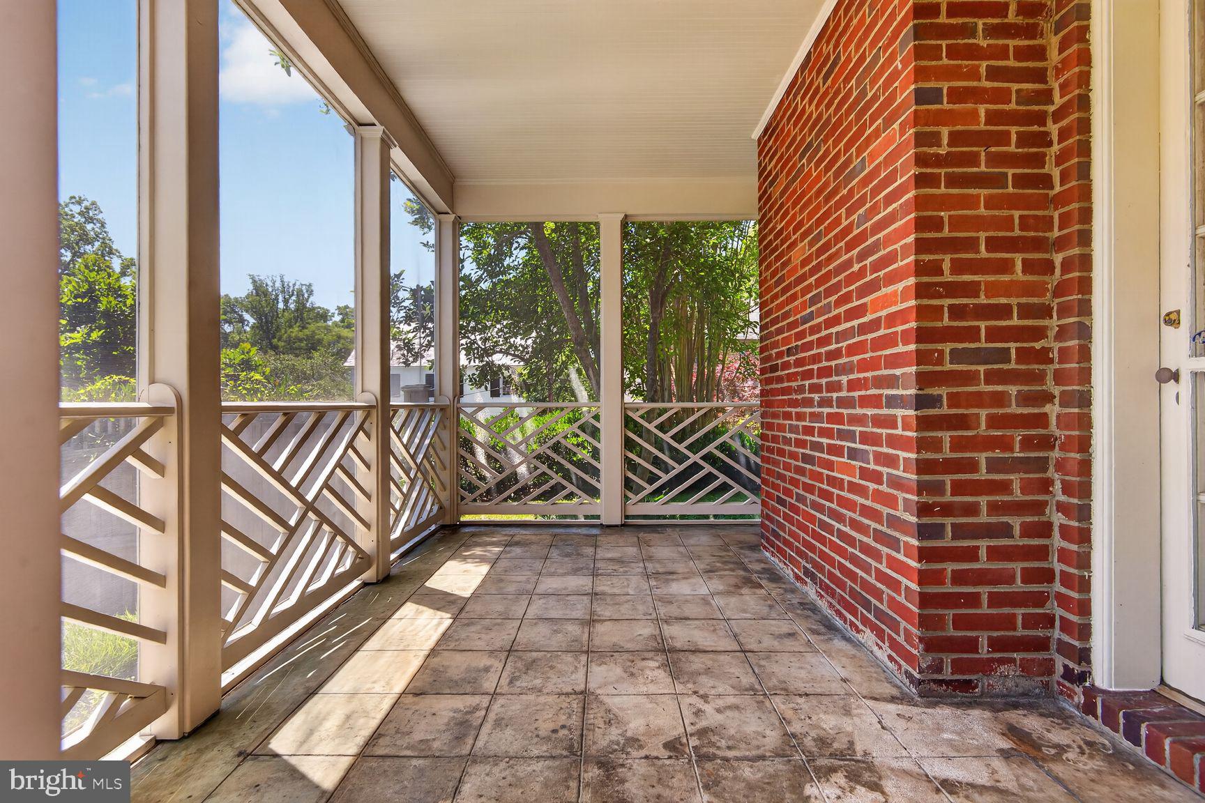 WESTMORELAND HILLS - Residential