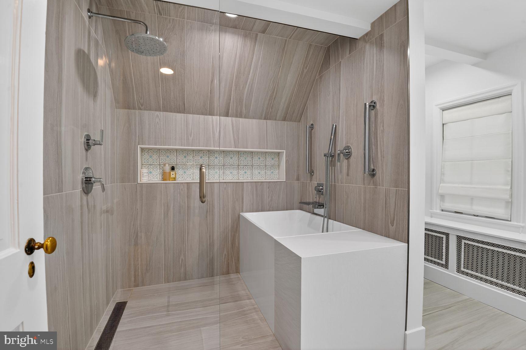 WESTMORELAND HILLS - Residential