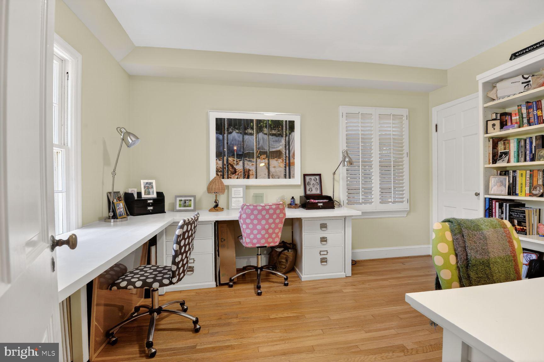 WESTMORELAND HILLS - Residential