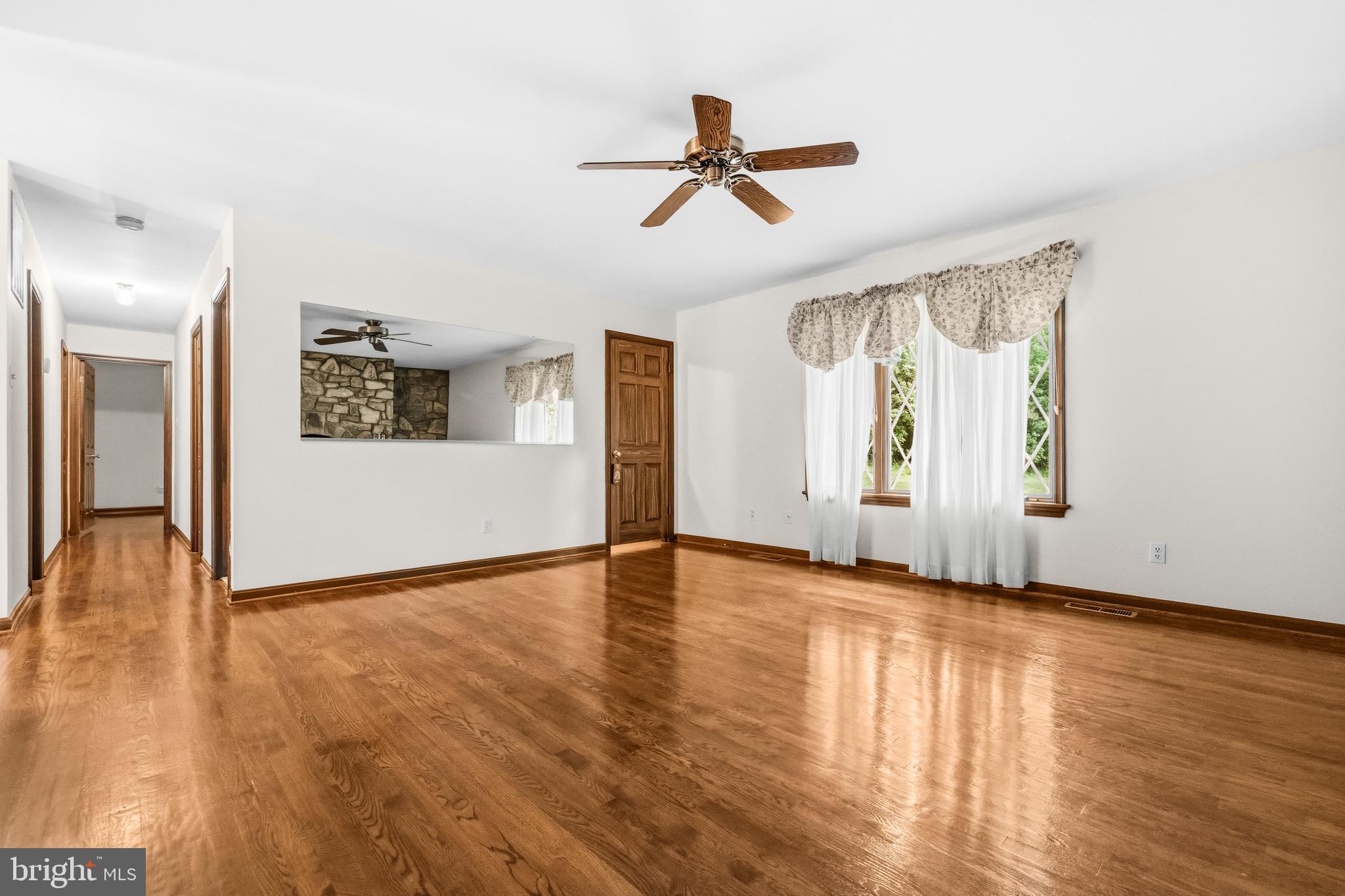 DAVIDSONVILLE - Residential